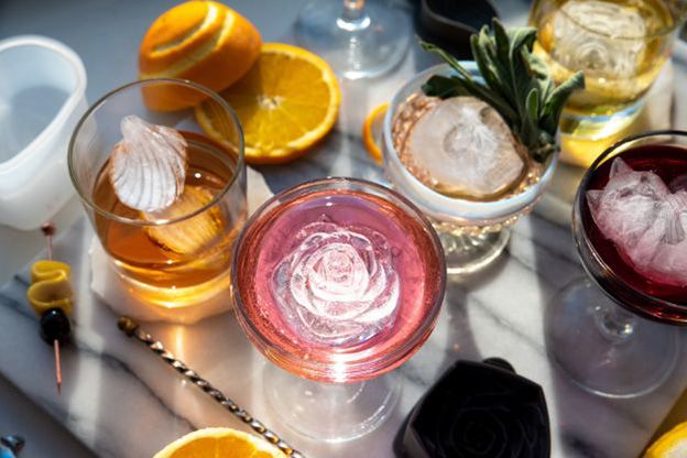 Tovolo Kitten with Yarn Ice Molds – Set of 2 product image