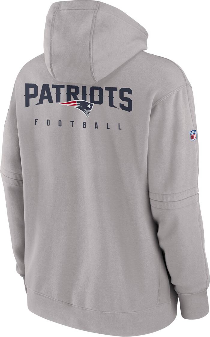 Nike Men's New England Patriots Sideline Club Pewter Grey Pullover Hoodie