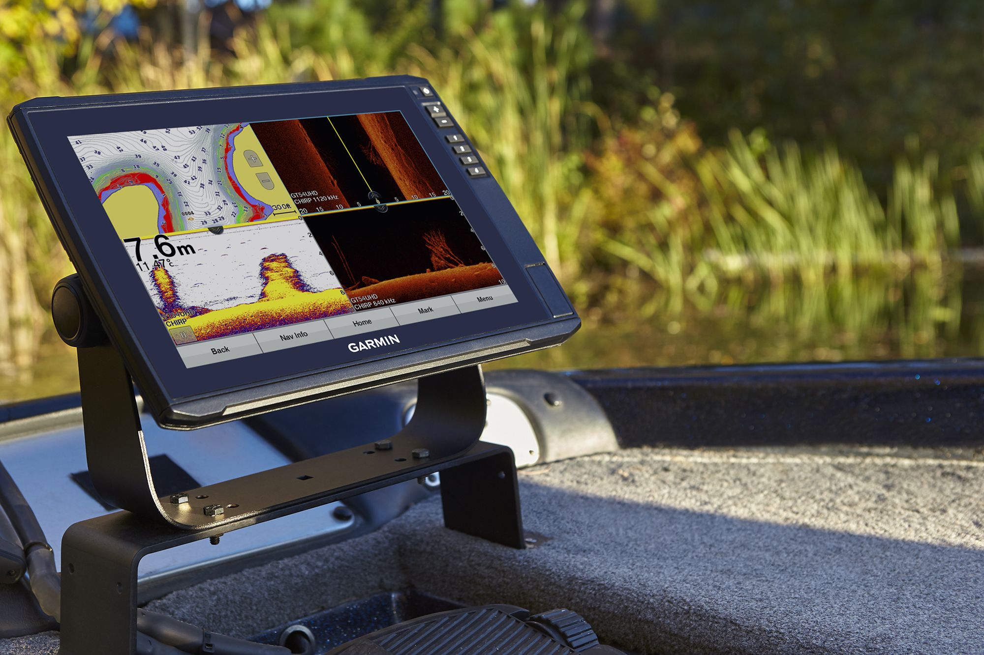 Garmin ECHOMAP Ultra 106sv Fish Finder (010-02112-01)-Floor Model product image