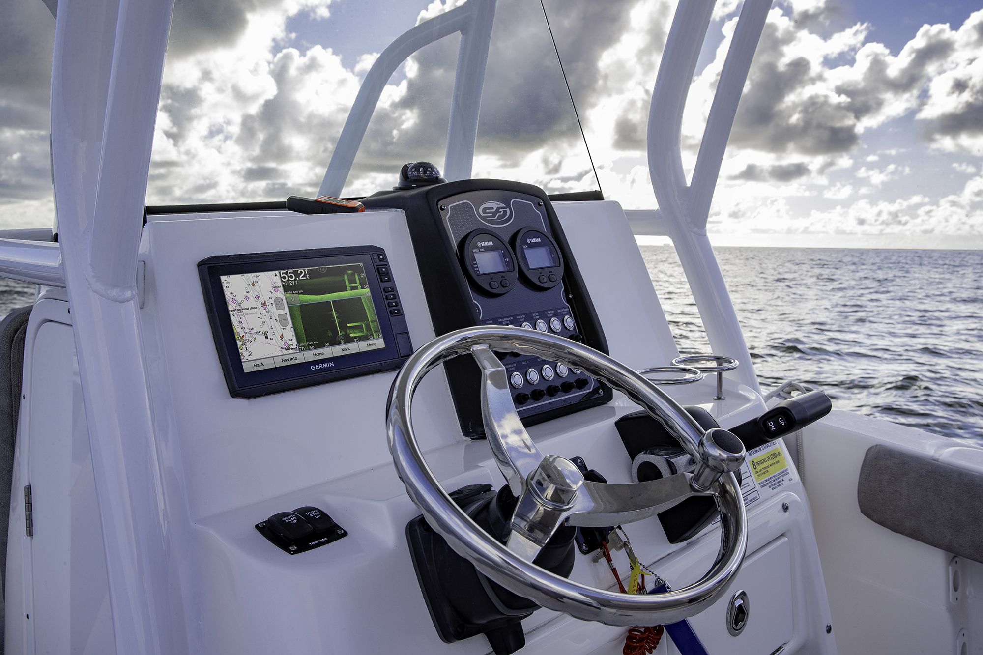 Garmin ECHOMAP UHD 64cv Fish Finder (010-02331-01)-Floor Model product image