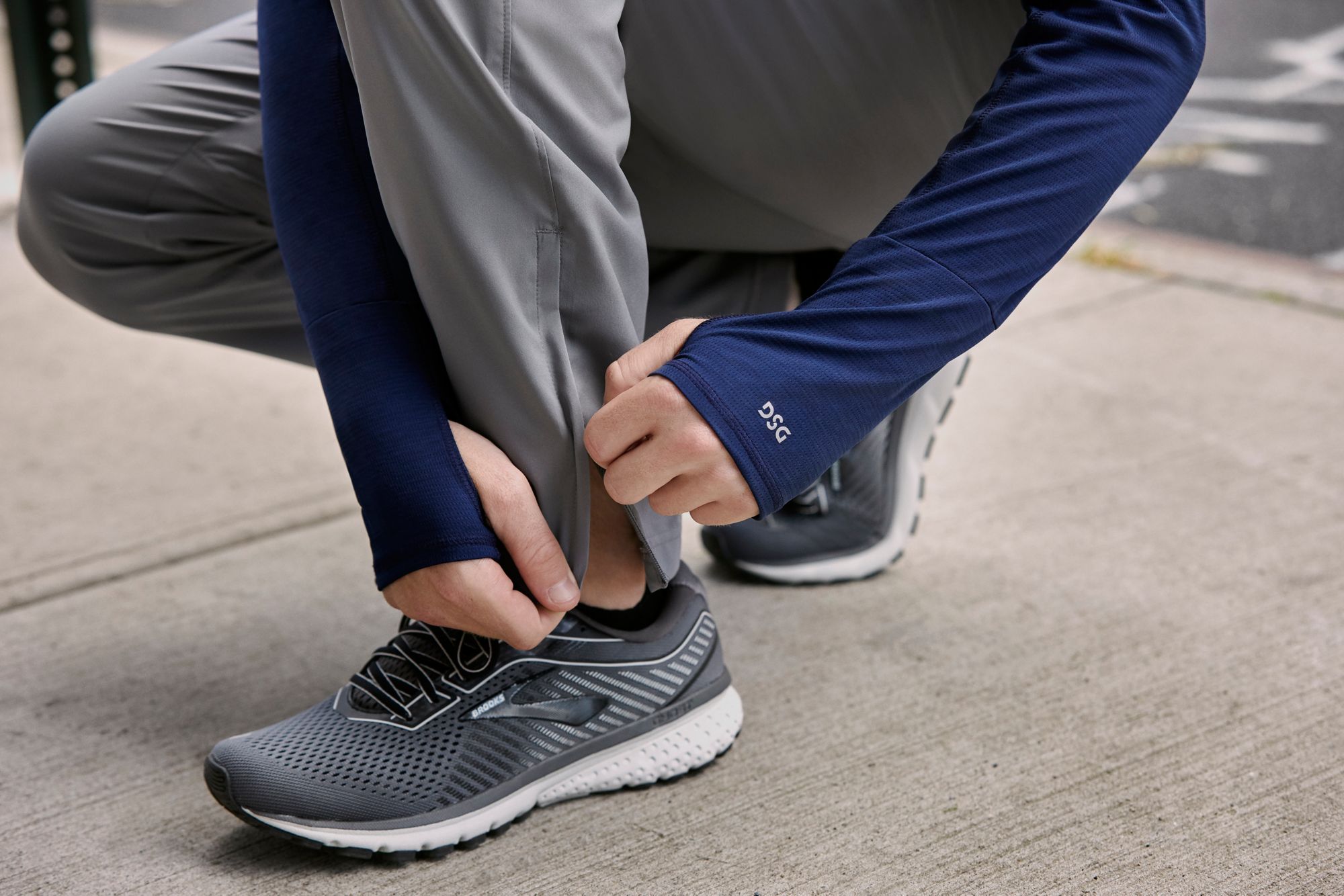 DSG Men's Woven Running Pants product image