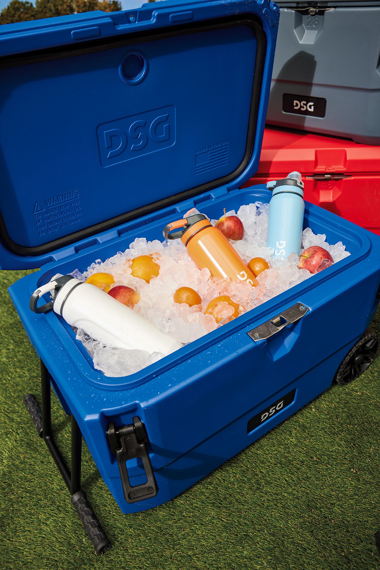 DSG 32 oz. Squeeze Water Bottle product image