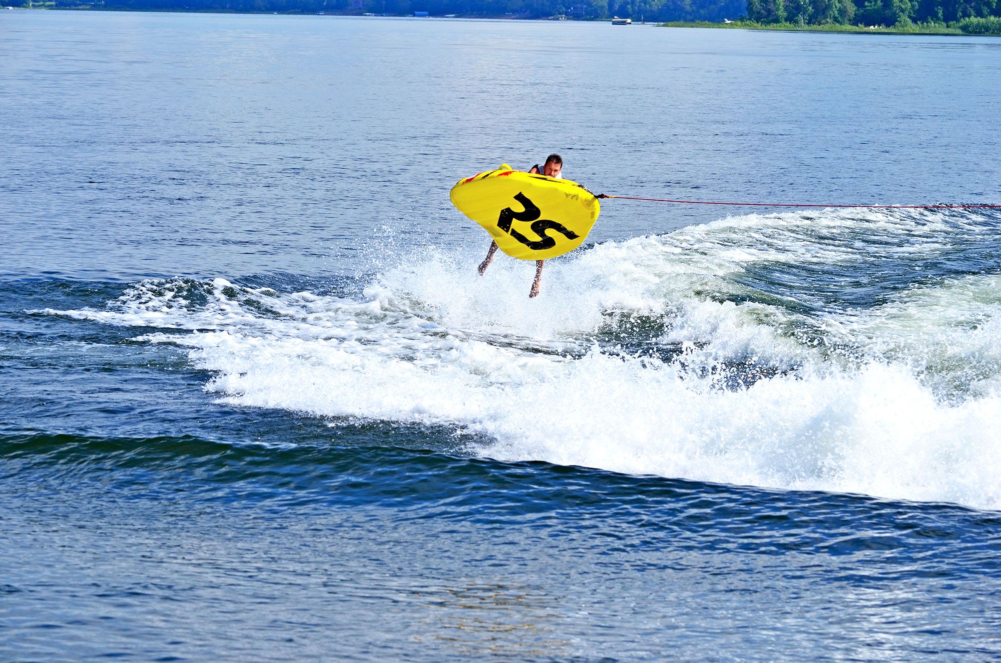Rave Razor 2-Person Towable Tube product image