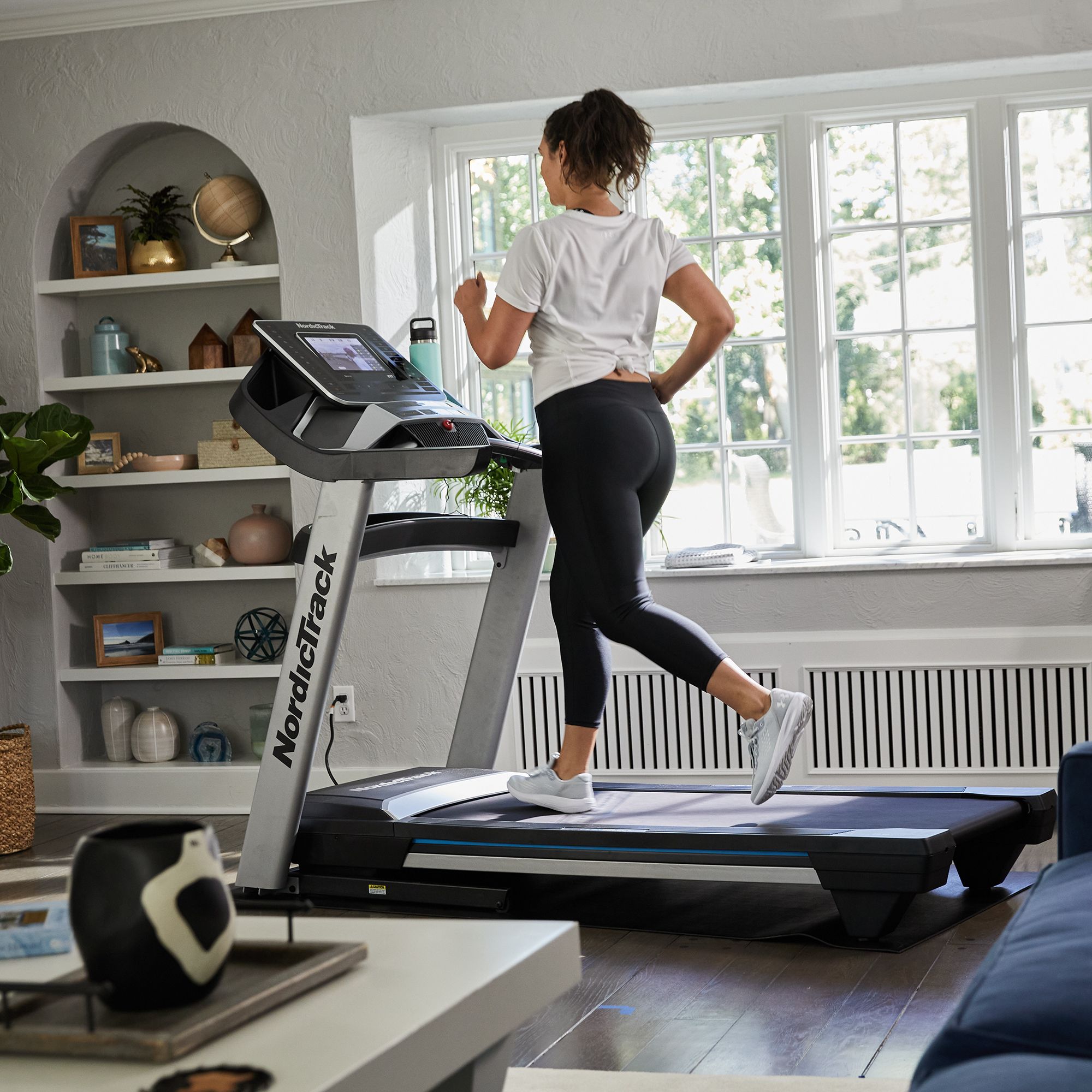 NordicTrack EXP 10i Treadmill (2021) – Floor Model product image