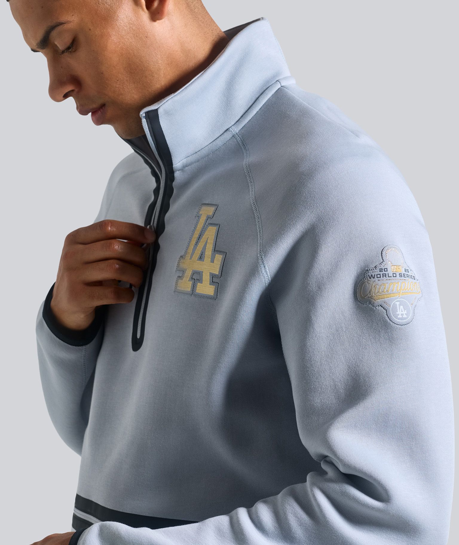Nike Men's Los Angeles Dodgers 2026 Gold Collection Quarter-Zip product image