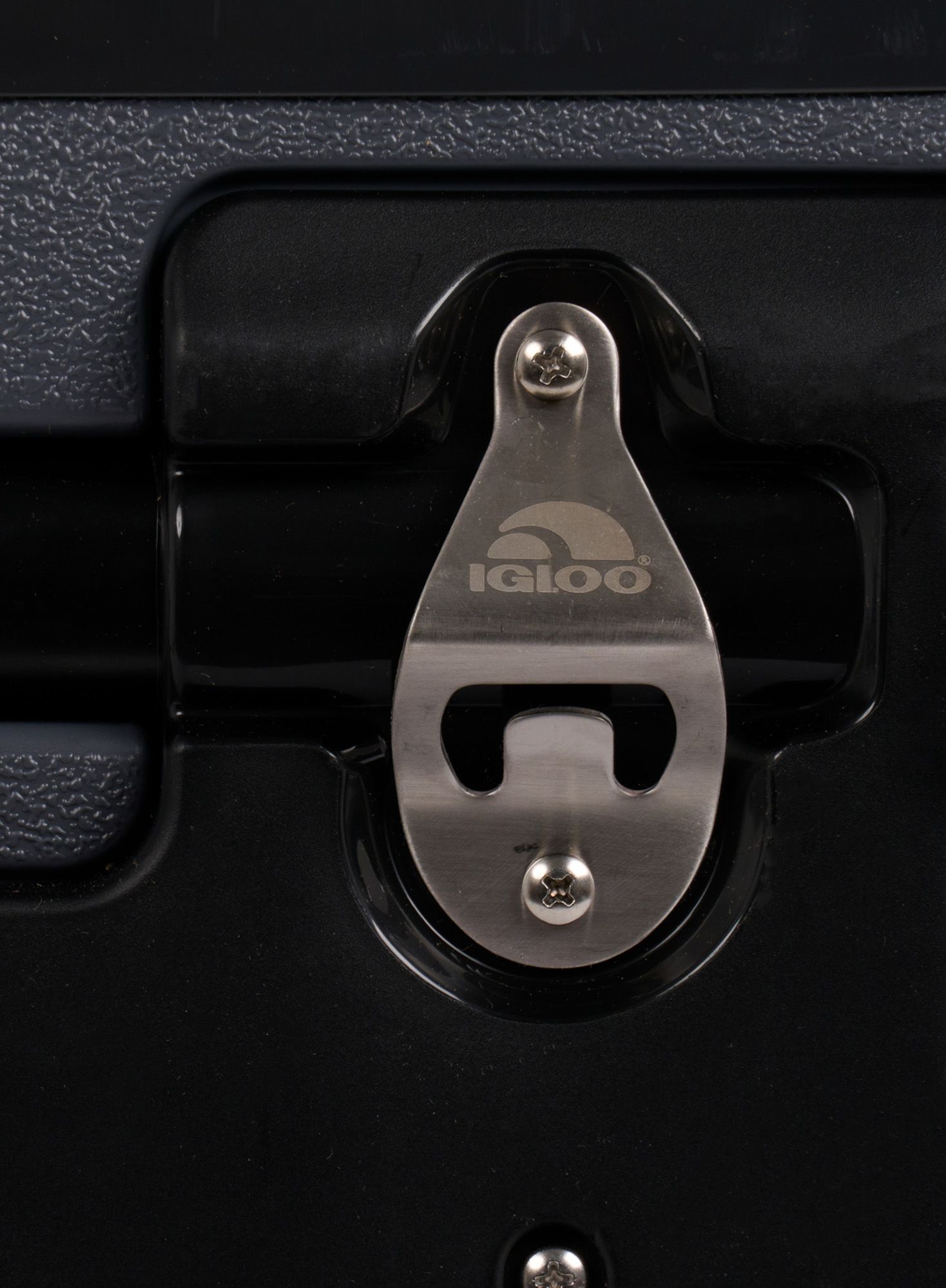 Igloo 70 Qt. Trailmate Roller Cooler product image