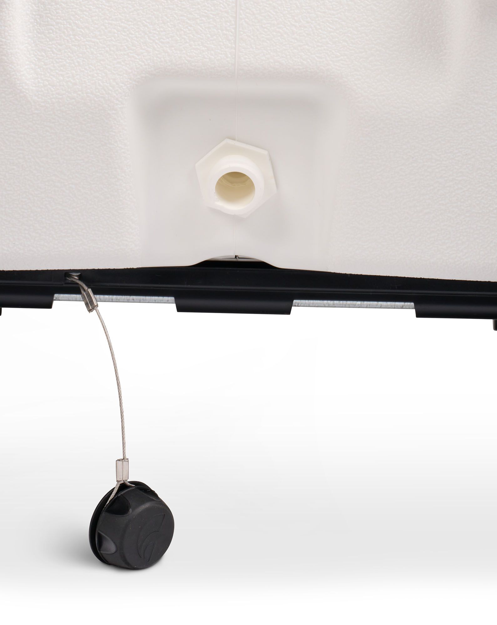 Igloo 70 Qt. Trailmate Roller Cooler product image