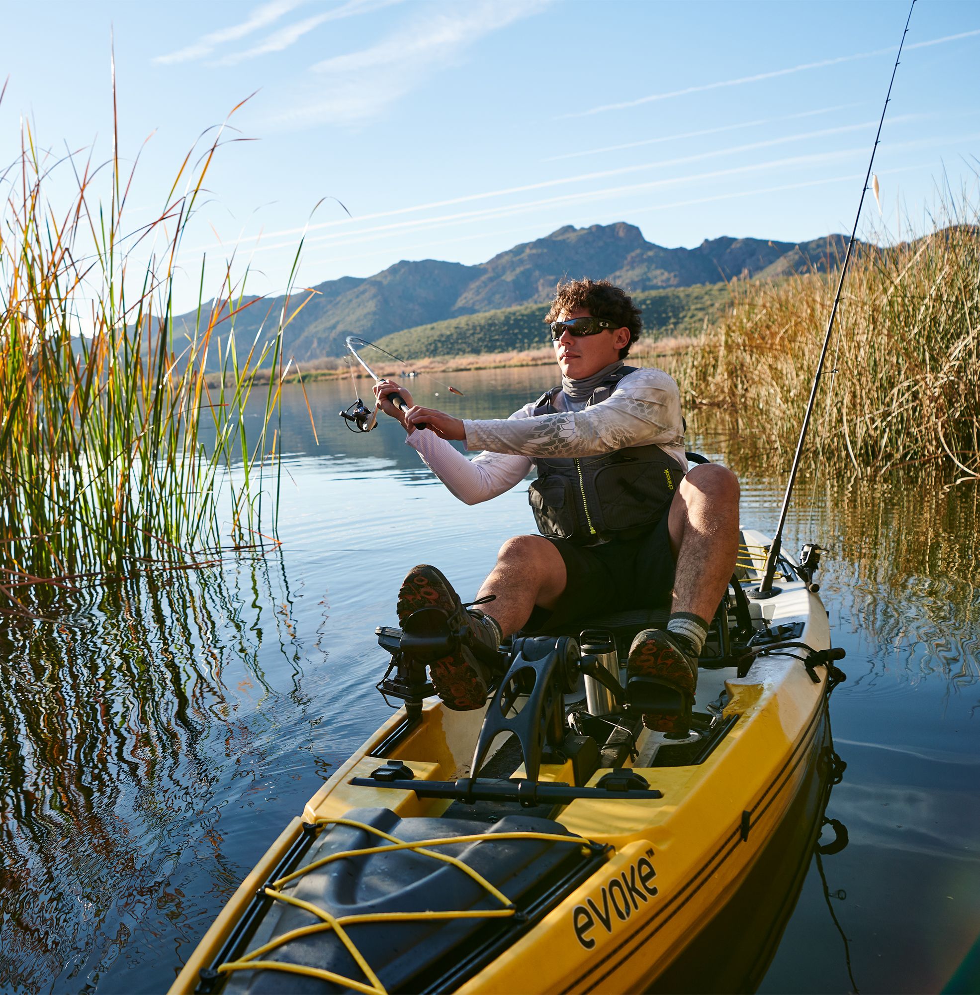 NRS Adult Chinook Fishing Nylon Life Vest product image