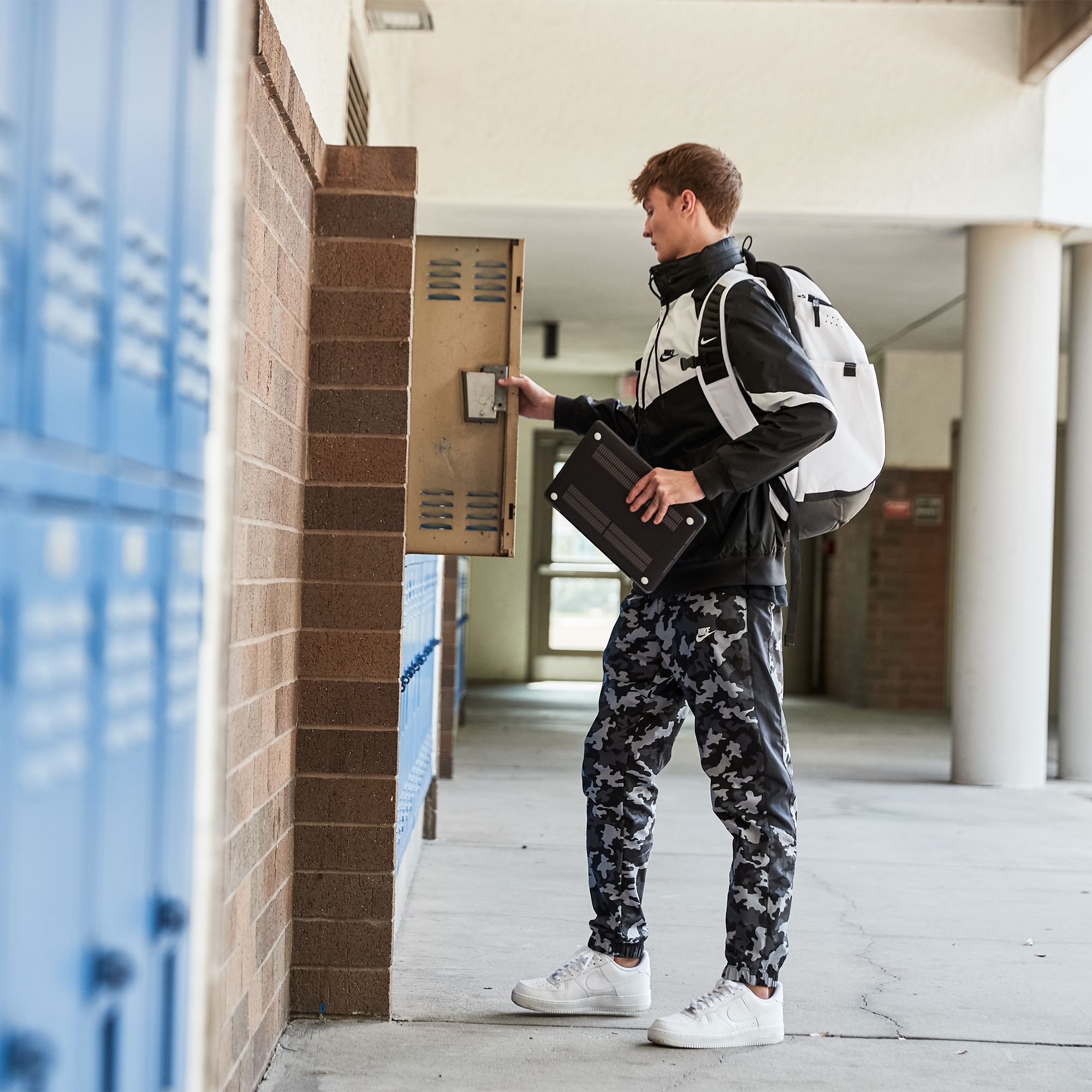 Nike Men's Sportswear Woven Camo Track Pants product image