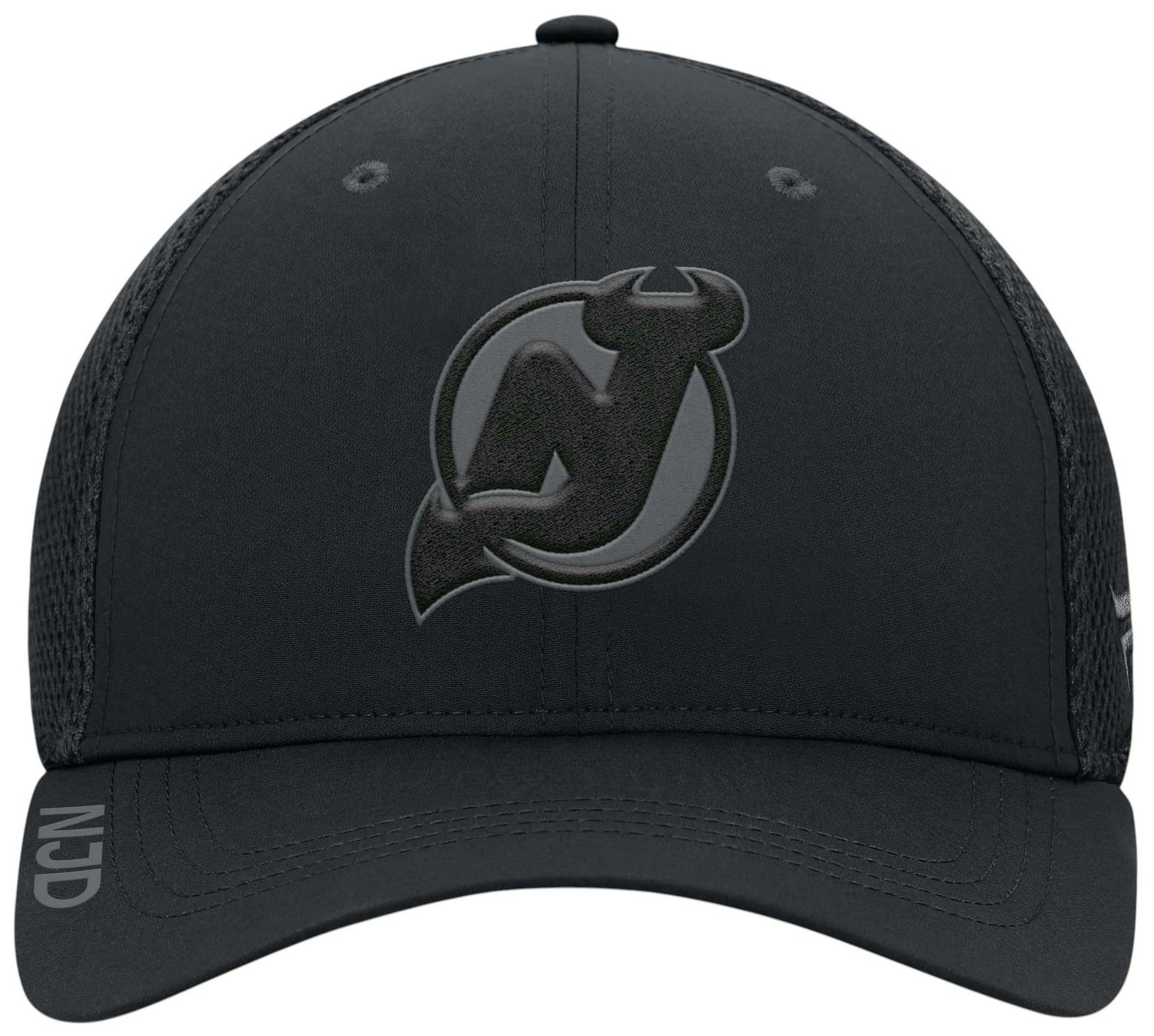 NHL Men's New Jersey Devils Black Structured Flexfit Hat product image