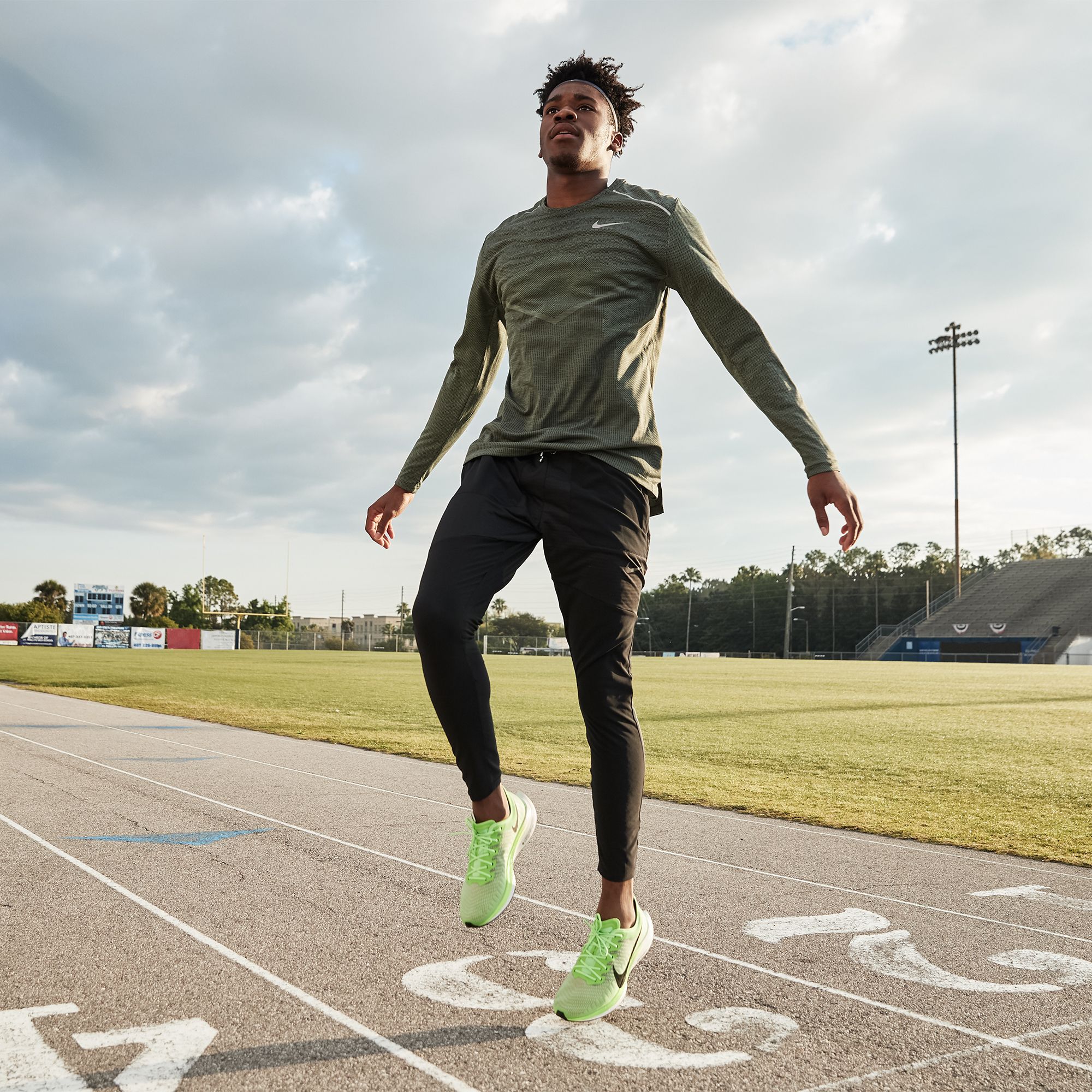 Nike Men's TechKnit Ultra Running Long Sleeve Shirt product image