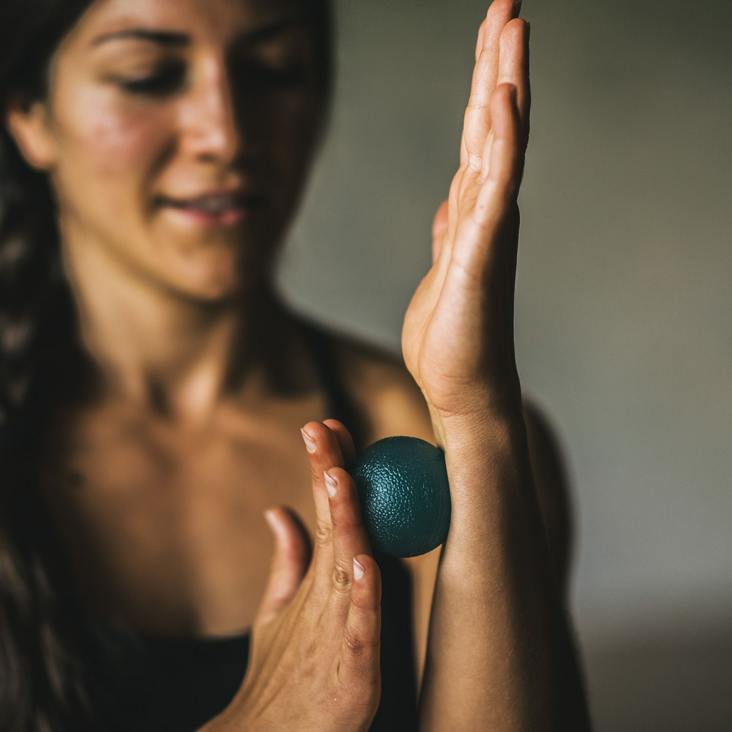 Gaiam Restore Hand Therapy Kit product image