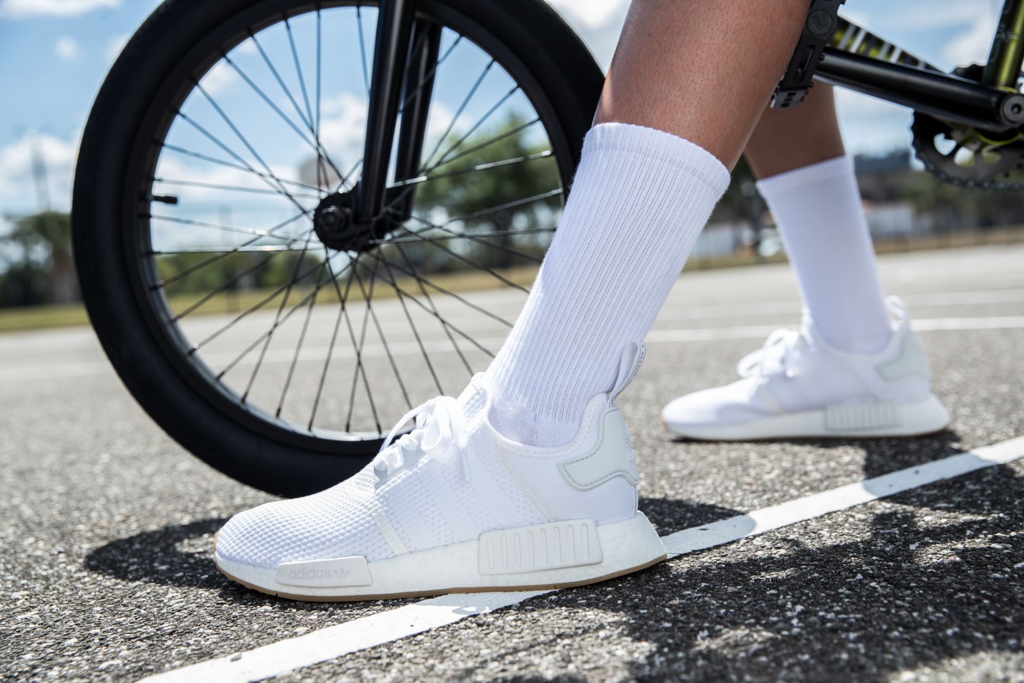 adidas Originals Men's NMD_R1 Shoes product image