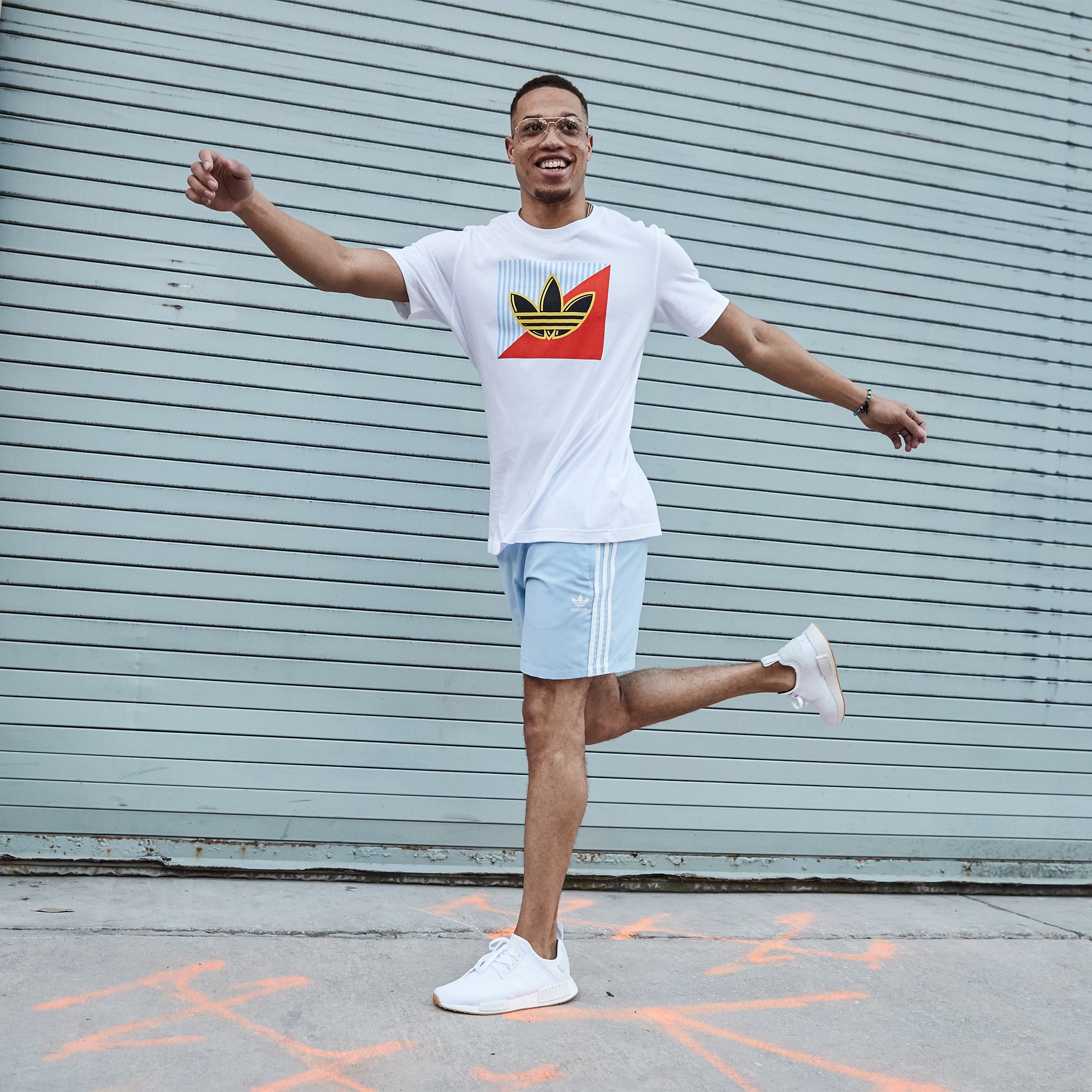 adidas Originals Men's NMD_R1 Shoes product image