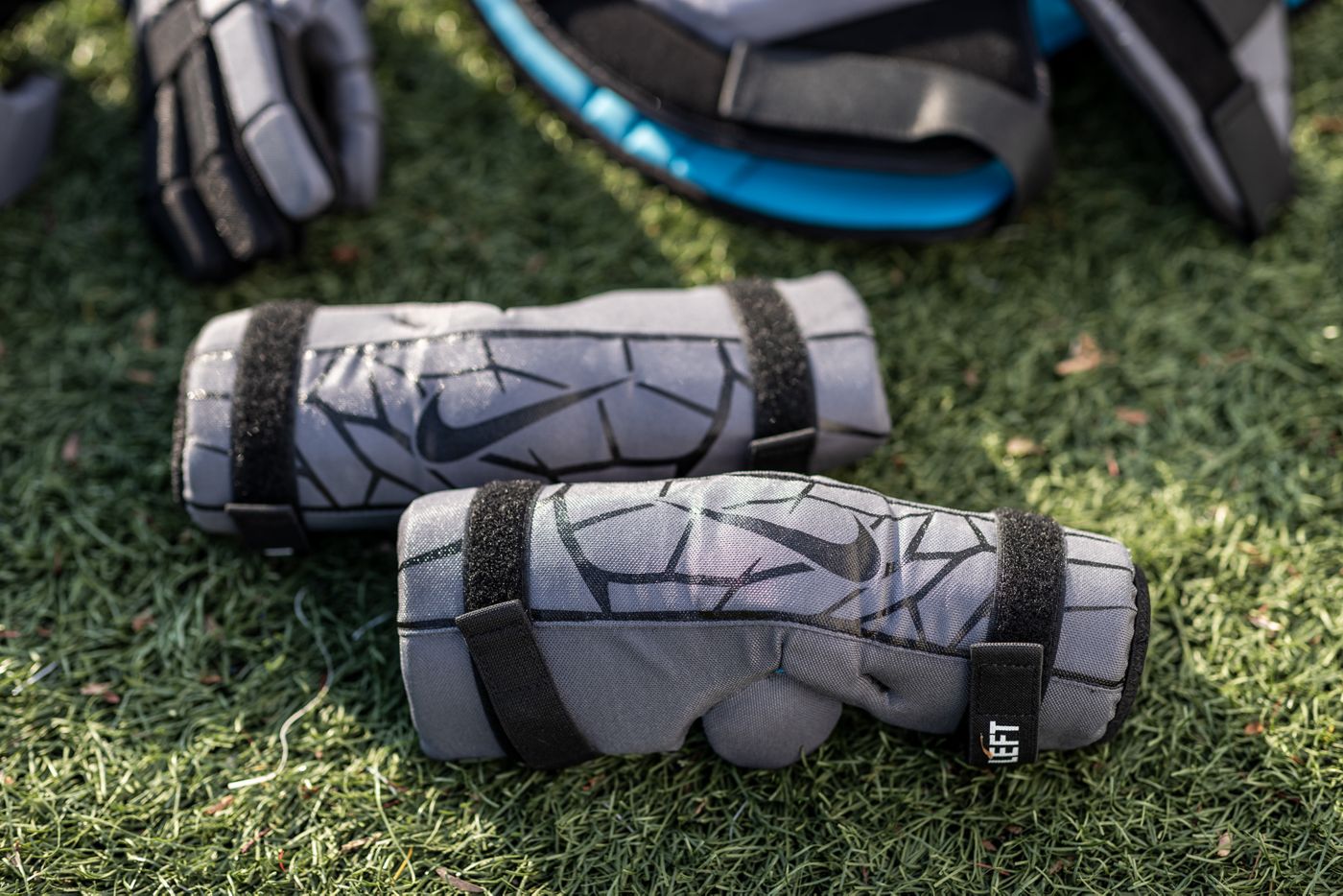 Nike vapor elbow pads hotsell