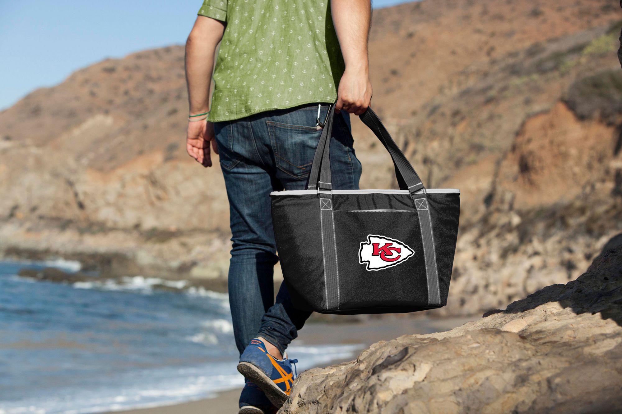 Picnic Time Kansas City Chiefs Black Topanga Cooler Tote Bag