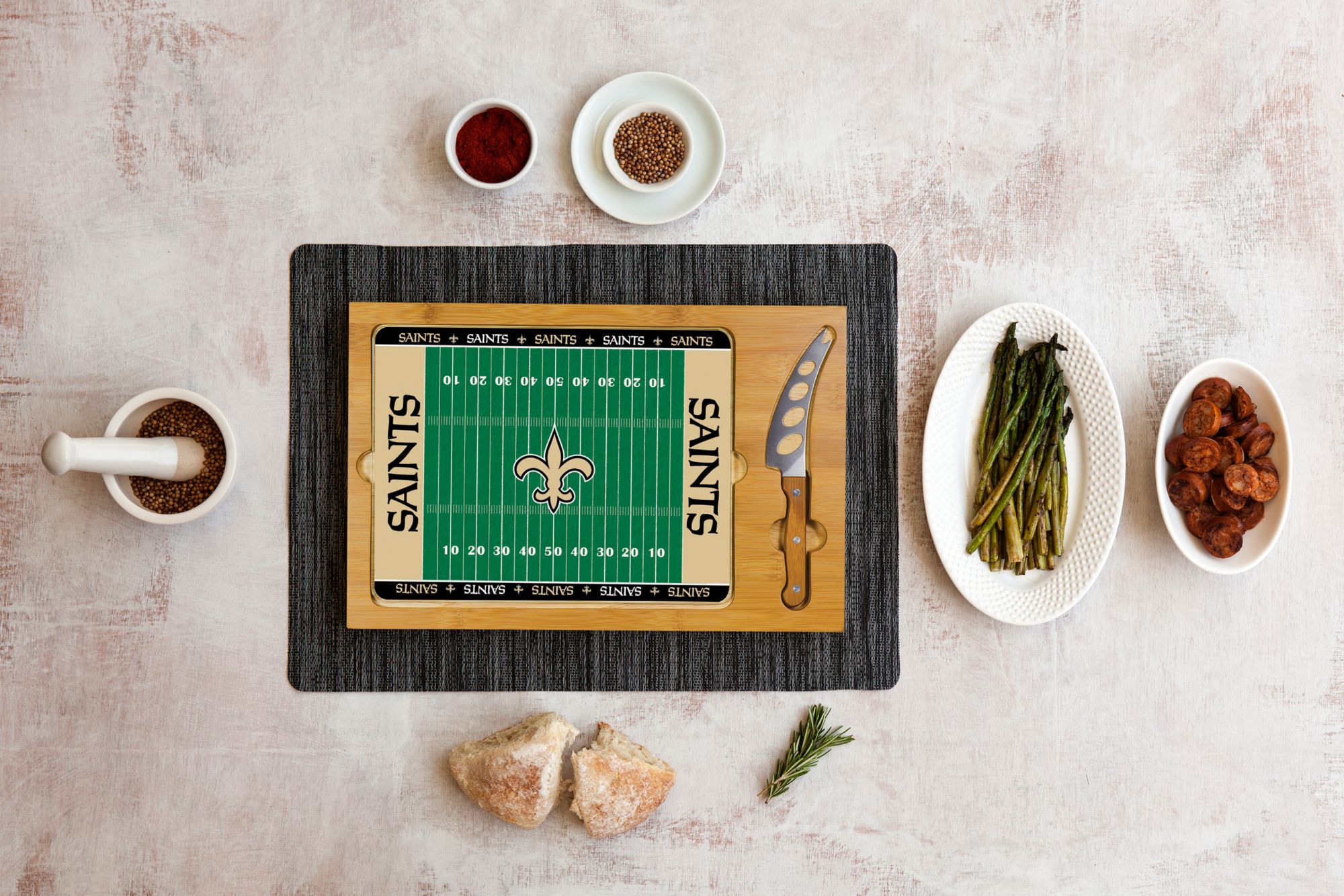 Picnic Time New Orleans Saints Glass Top Cutting Board Set product image