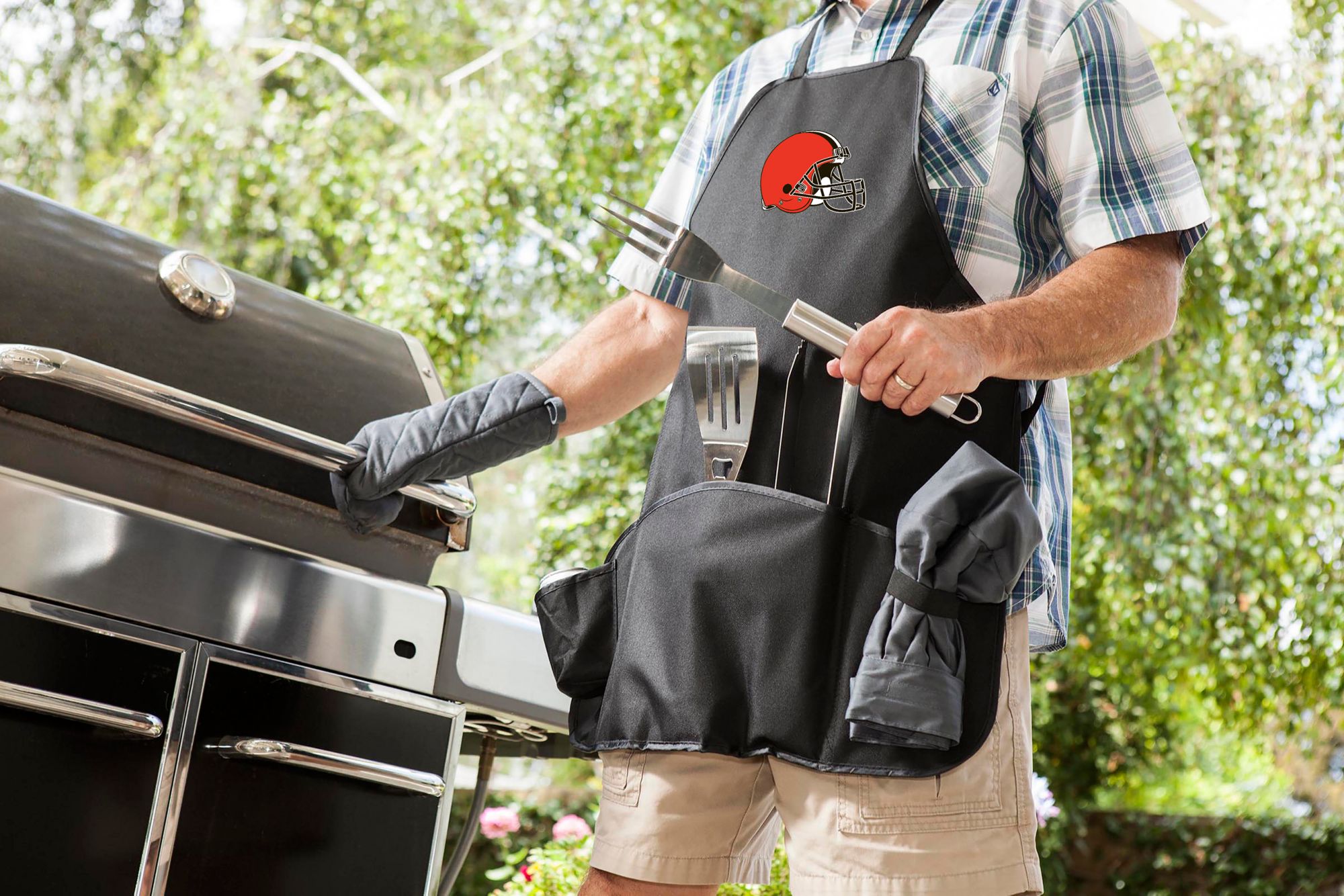 Picnic Time Cleveland Browns Apron Tote Pro Grill Set product image