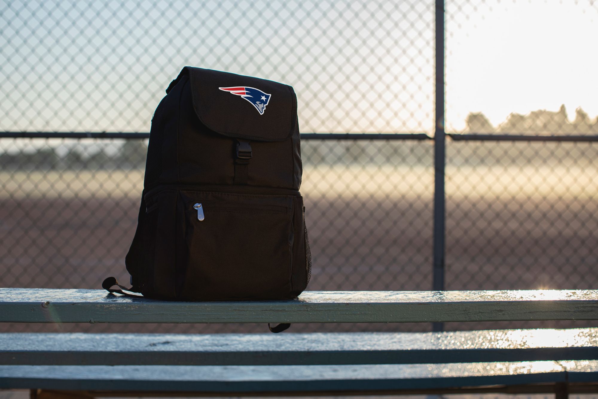 Picnic Time New England Patriots Black Zuma Backpack Cooler product image