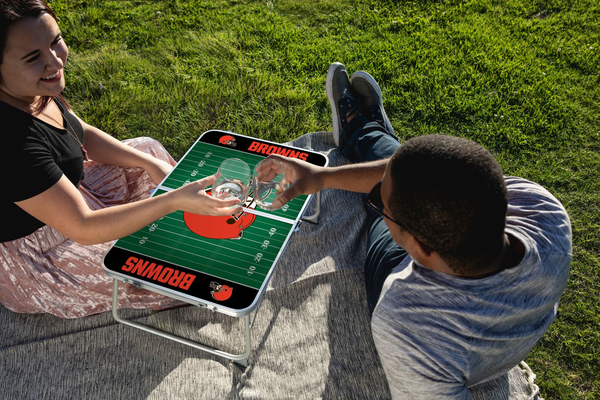 Picnic Time Cleveland Browns Mini Portable Concert Table product image