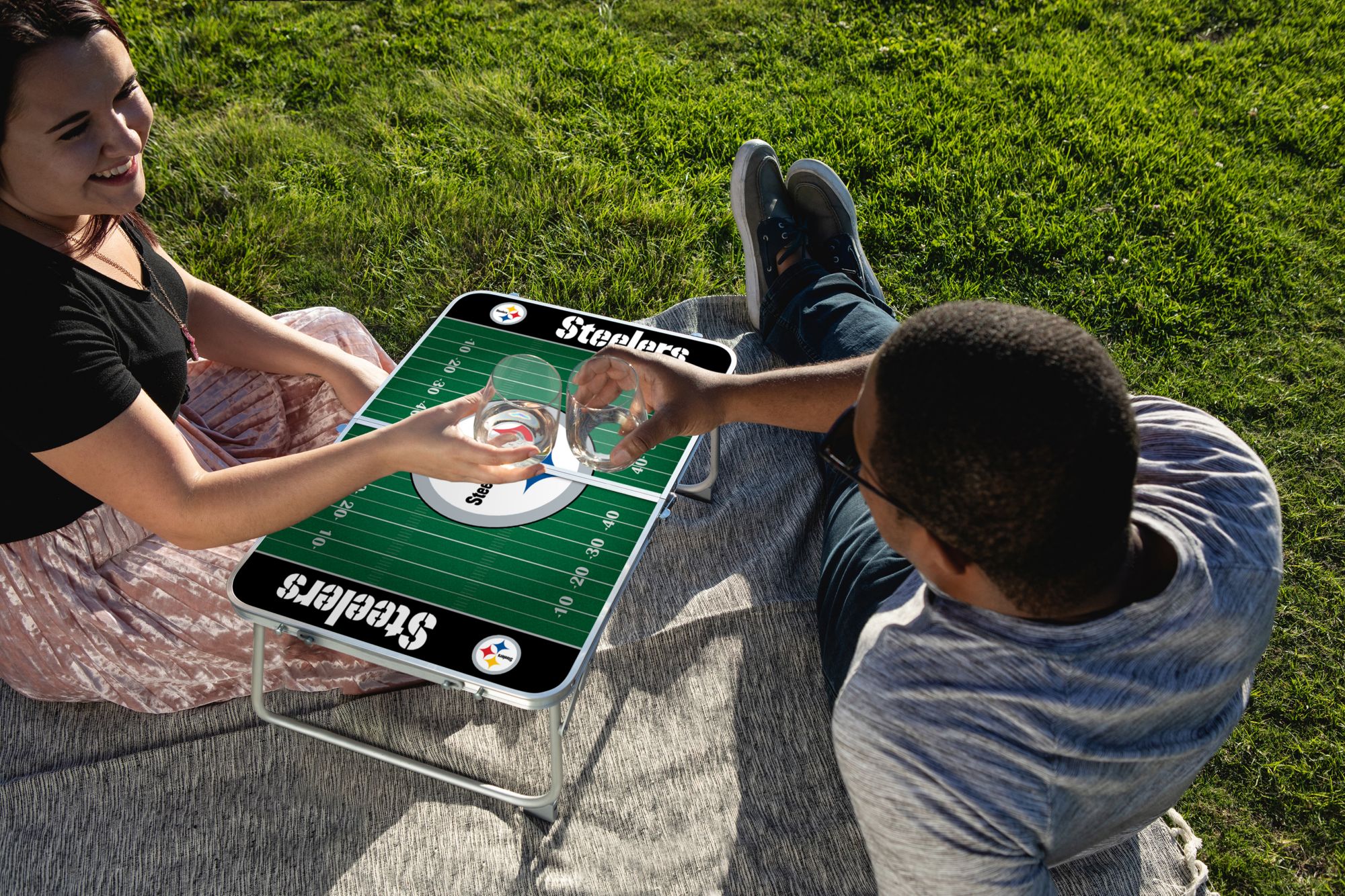 Picnic Time Pittsburgh Steelers Mini Portable Concert Table product image