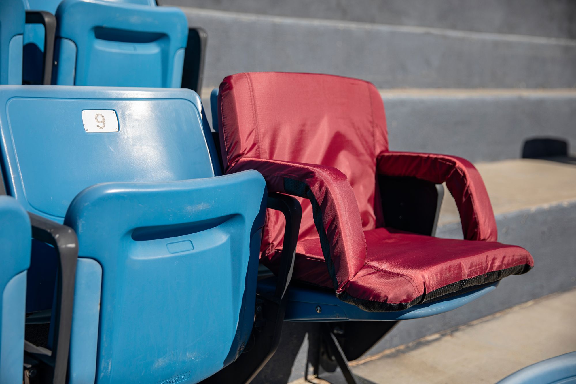 Picnic Time Washington Commanders Burgundy Reclining Stadium Seat product image
