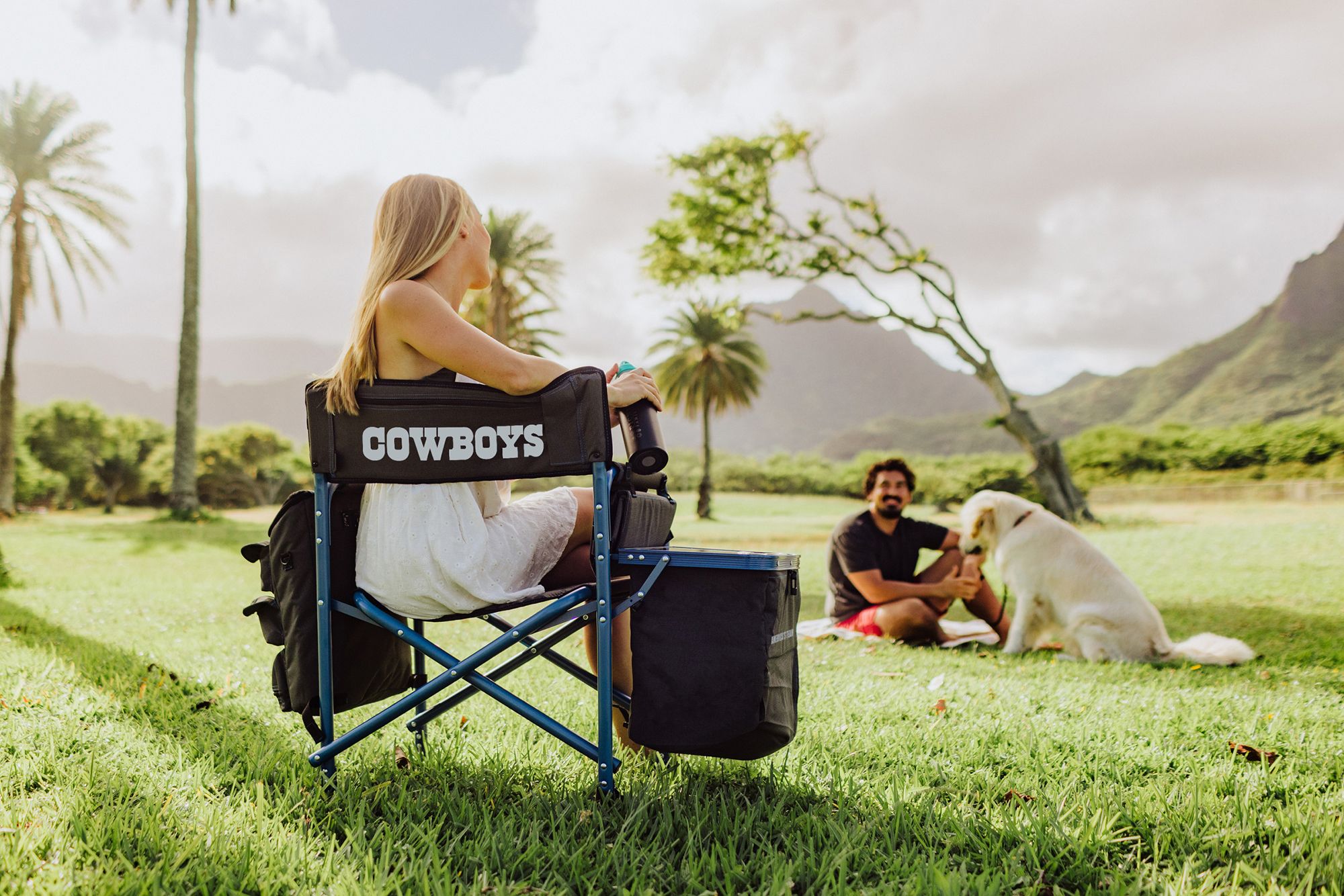 Picnic Time Dallas Cowboys Red All-In-One Chair product image
