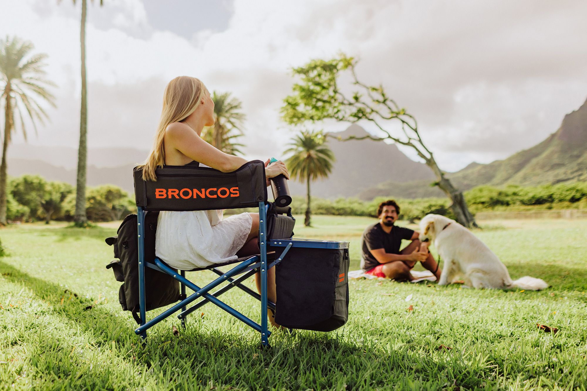 Picnic Time Denver Broncos Red All-In-One Chair product image