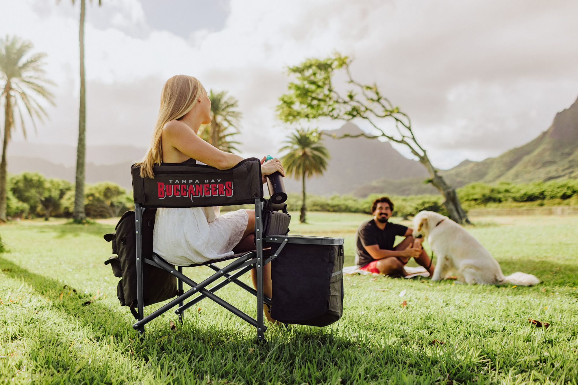 Picnic Time Tampa Bay Buccaneers All-In-One Chair product image