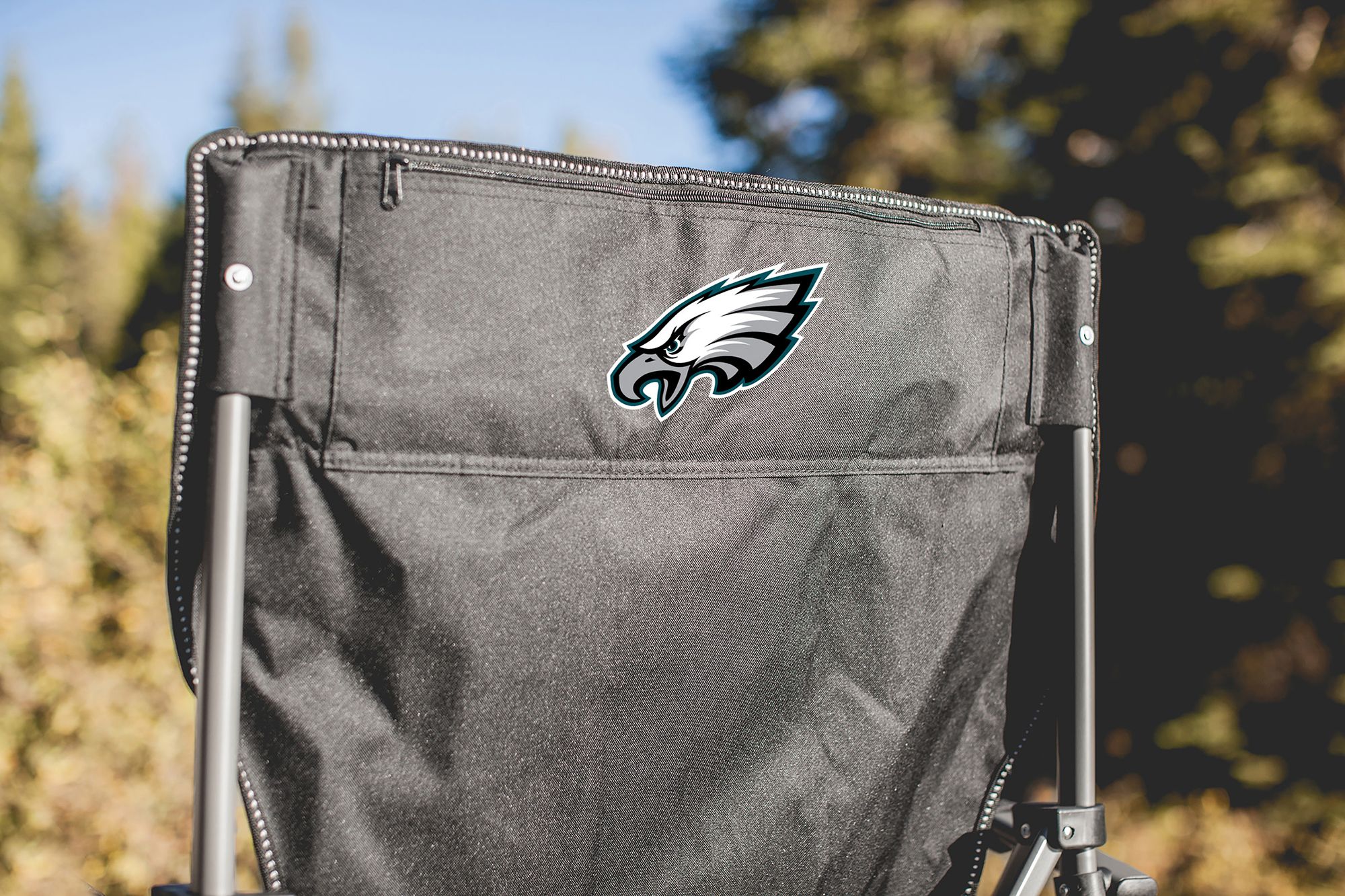 Picnic Time Philadelphia Eagles Cooler Camp Chair product image