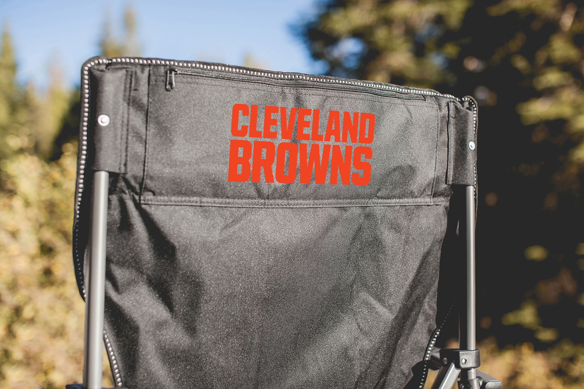 Picnic Time Cleveland Browns XL Cooler Camp Chair product image