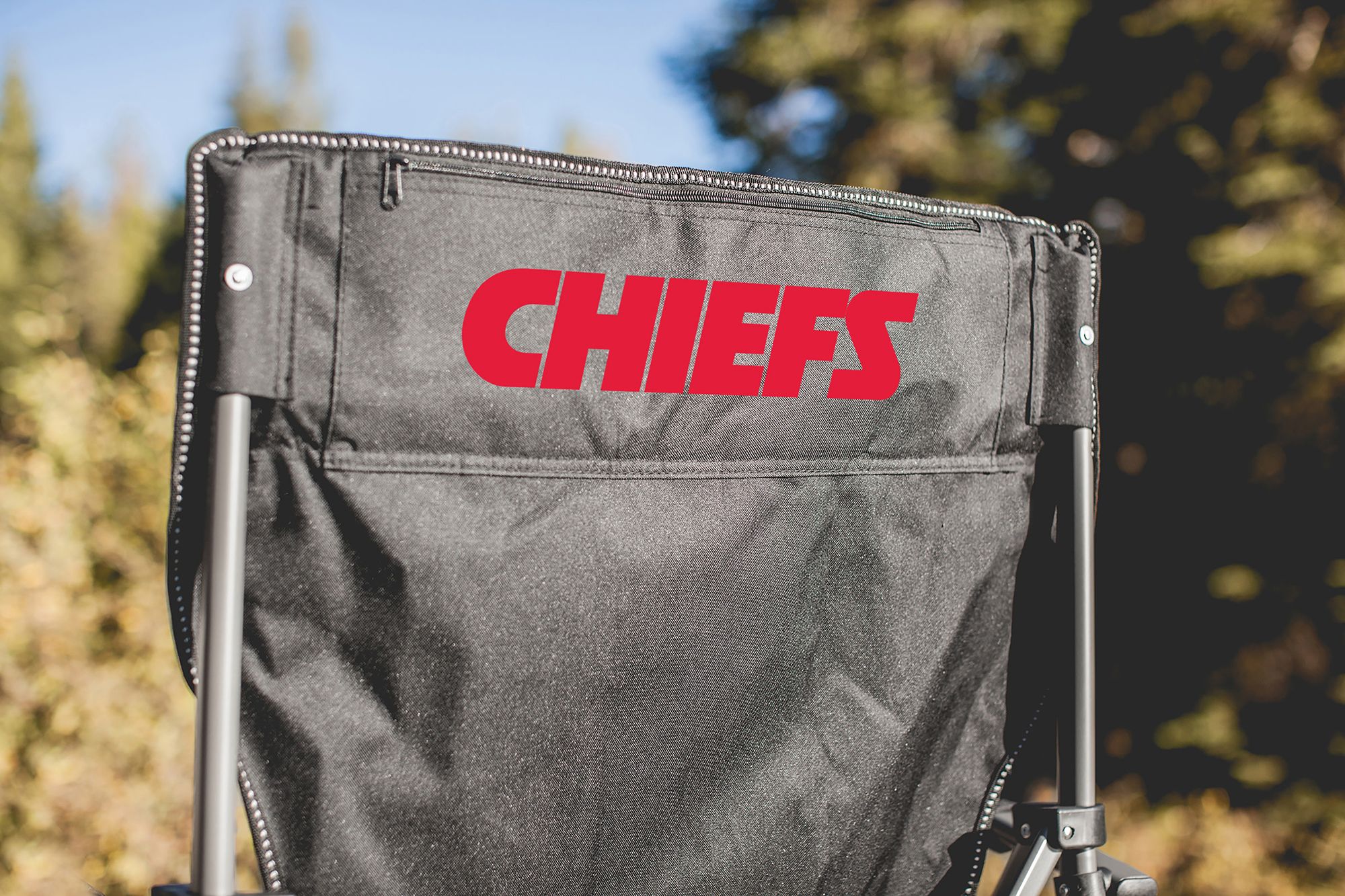 Picnic Time Kansas City Chiefs XL Cooler Camp Chair product image
