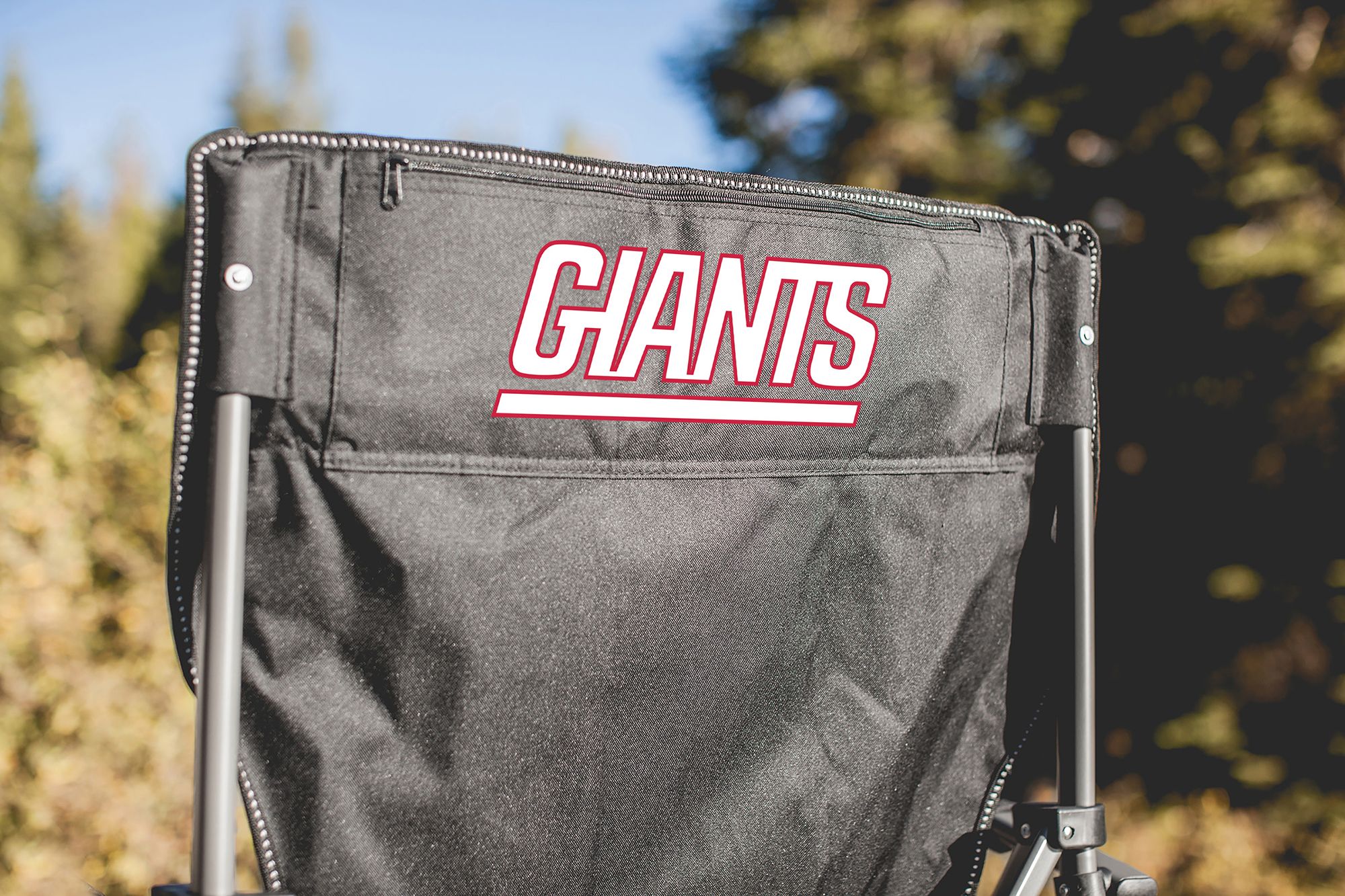 Picnic Time New York Giants XL Cooler Camp Chair product image