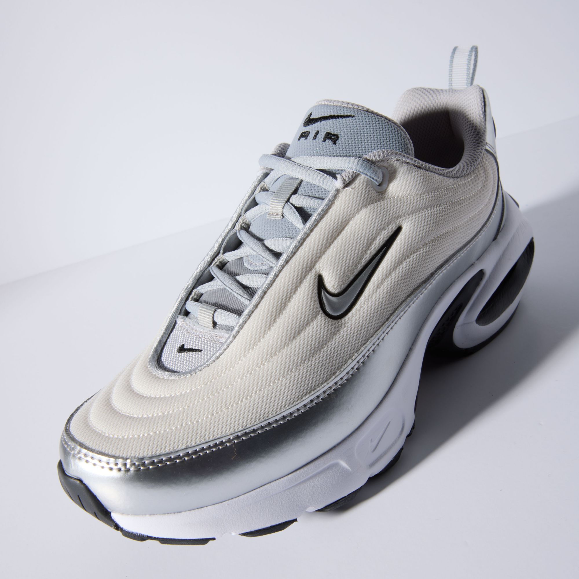 Nike Women's Air Max Portal Shoes product image