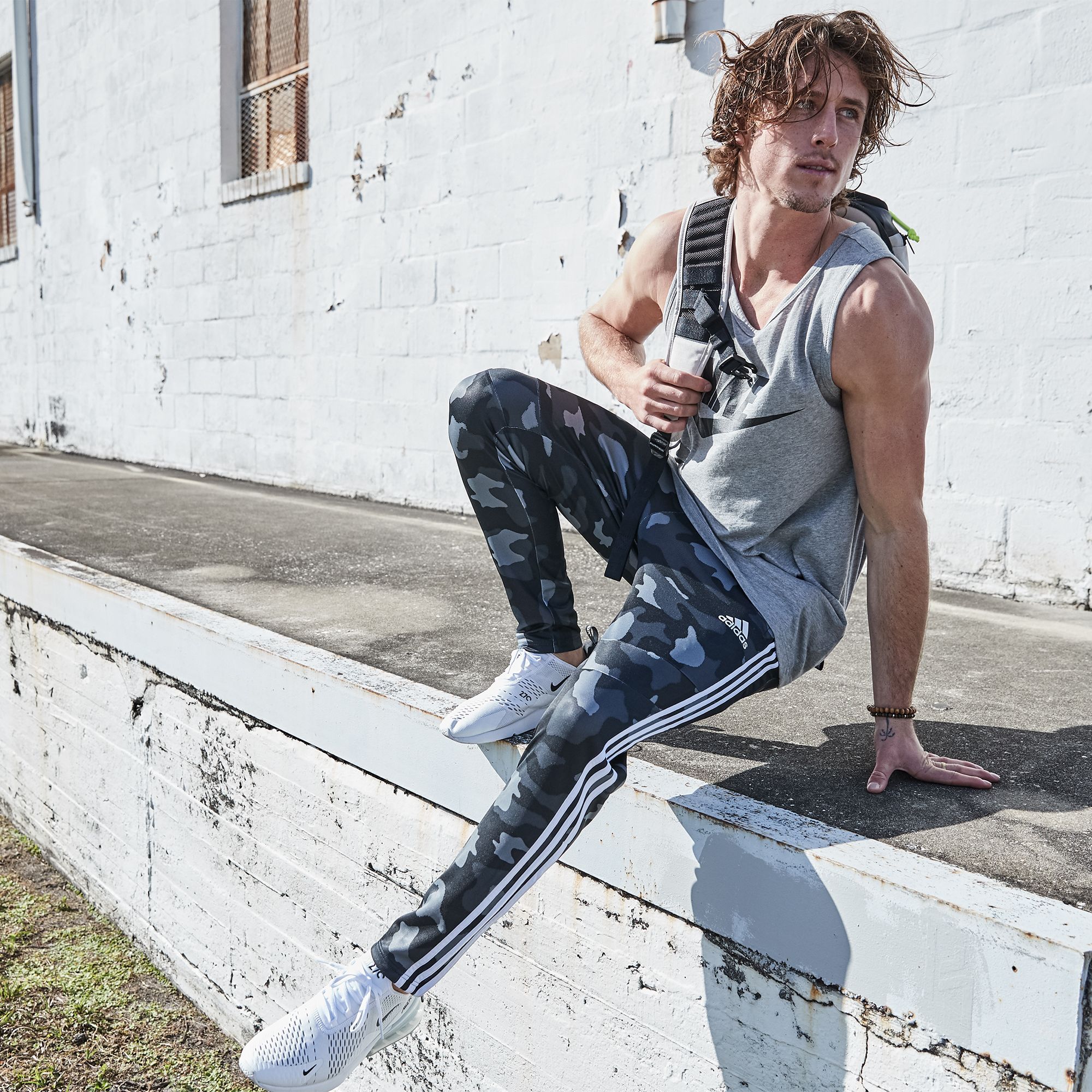 Dick's Sporting Goods Hamilton Place