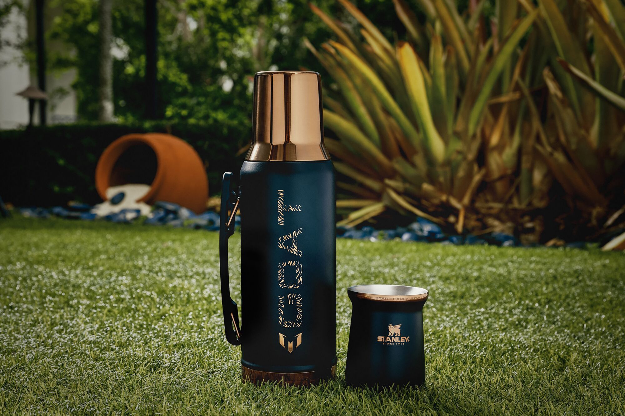 Messi x Stanley 1913&nbsp;8 oz. Classic Mate Mug - Messi GOAT Black product image