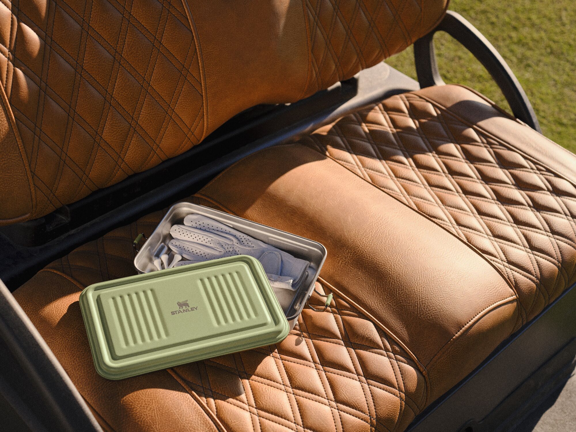 Stanley 1.25 Quart Classic Legendary Useful Box - Nelly Korda product image