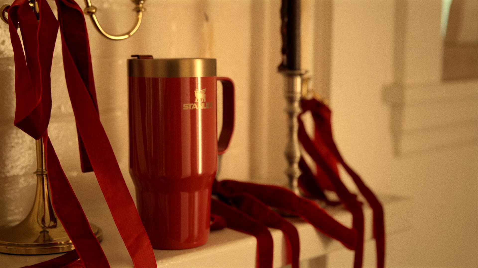 Stanley 2.0 Quart Legendary Classic Bottle product