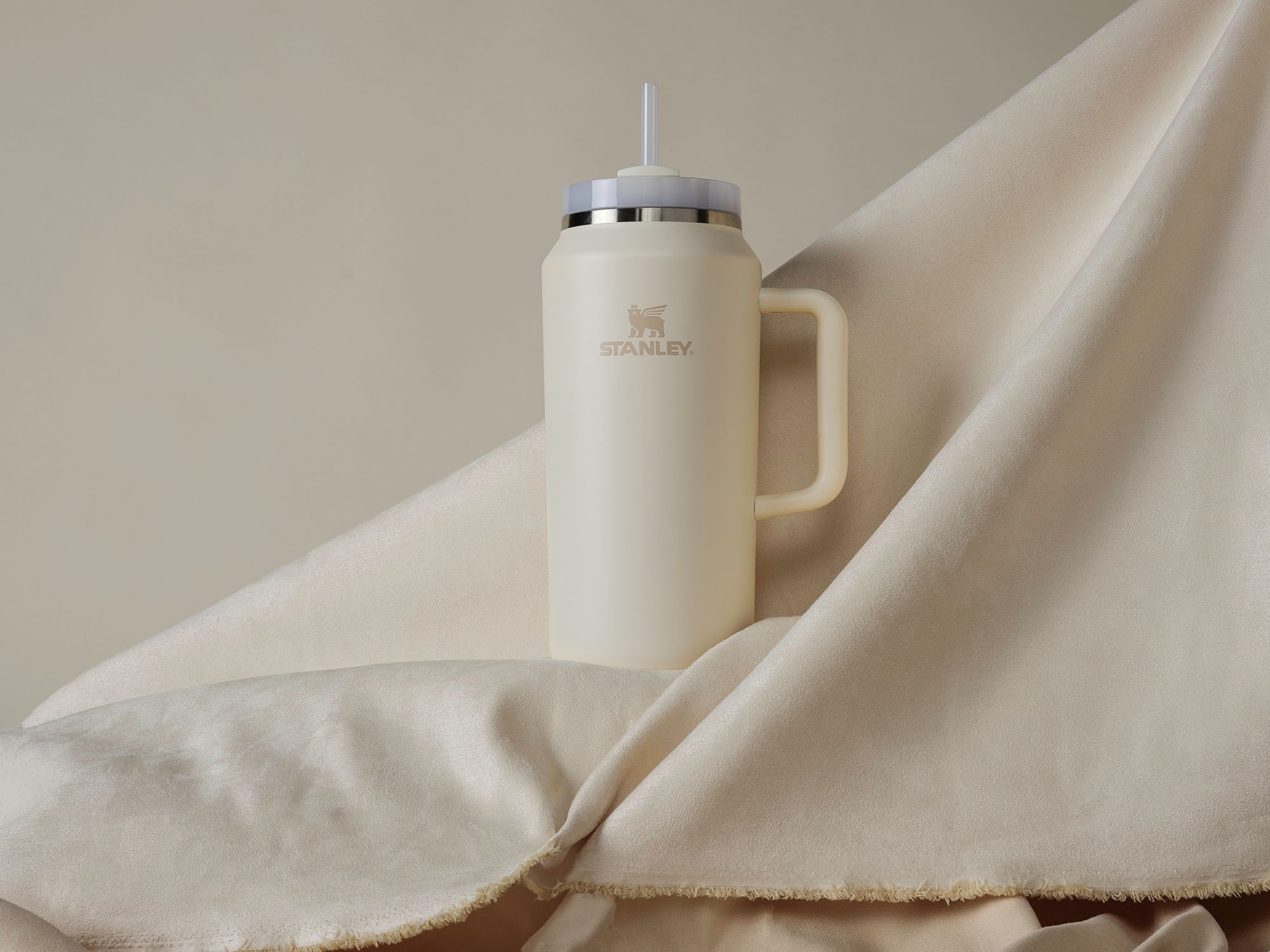 Stanley 64 oz. Quencher H2.0 FlowState Tumbler product image