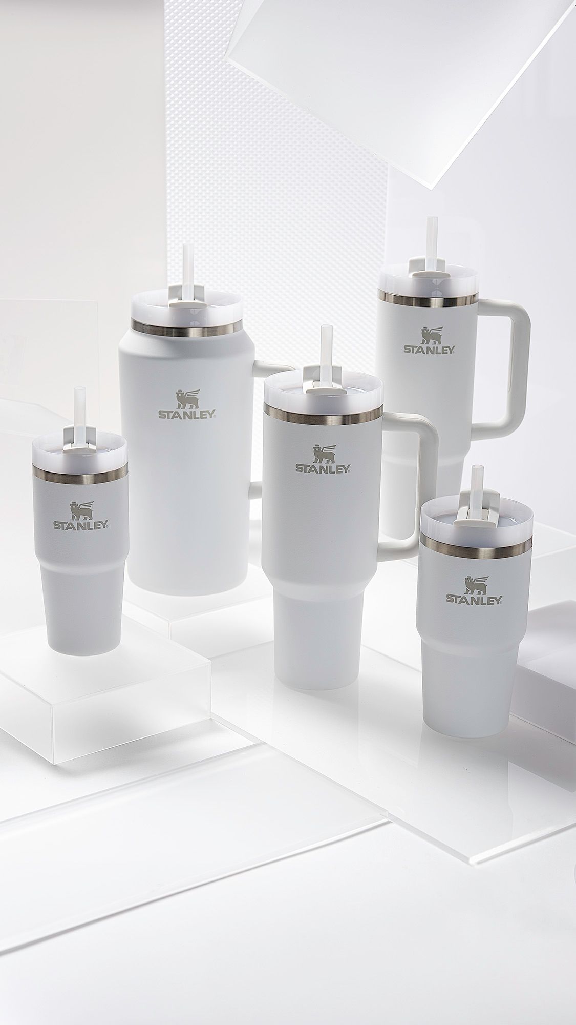 Stanley 64 oz. Quencher H2.0 FlowState Tumbler product image