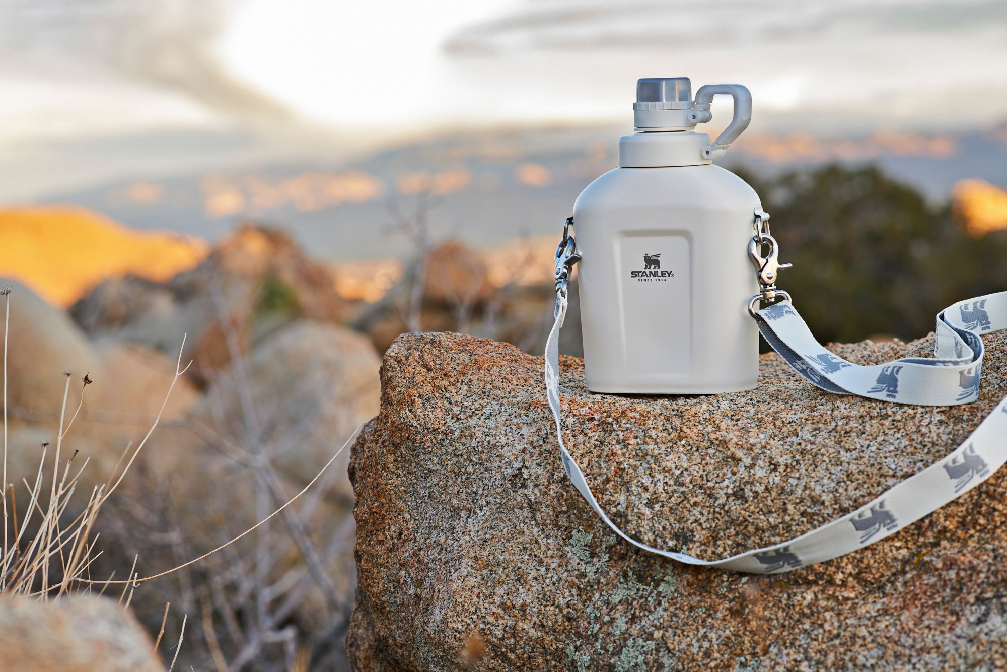 Stanley 1.1 qt. Legendary Classic Canteen product image