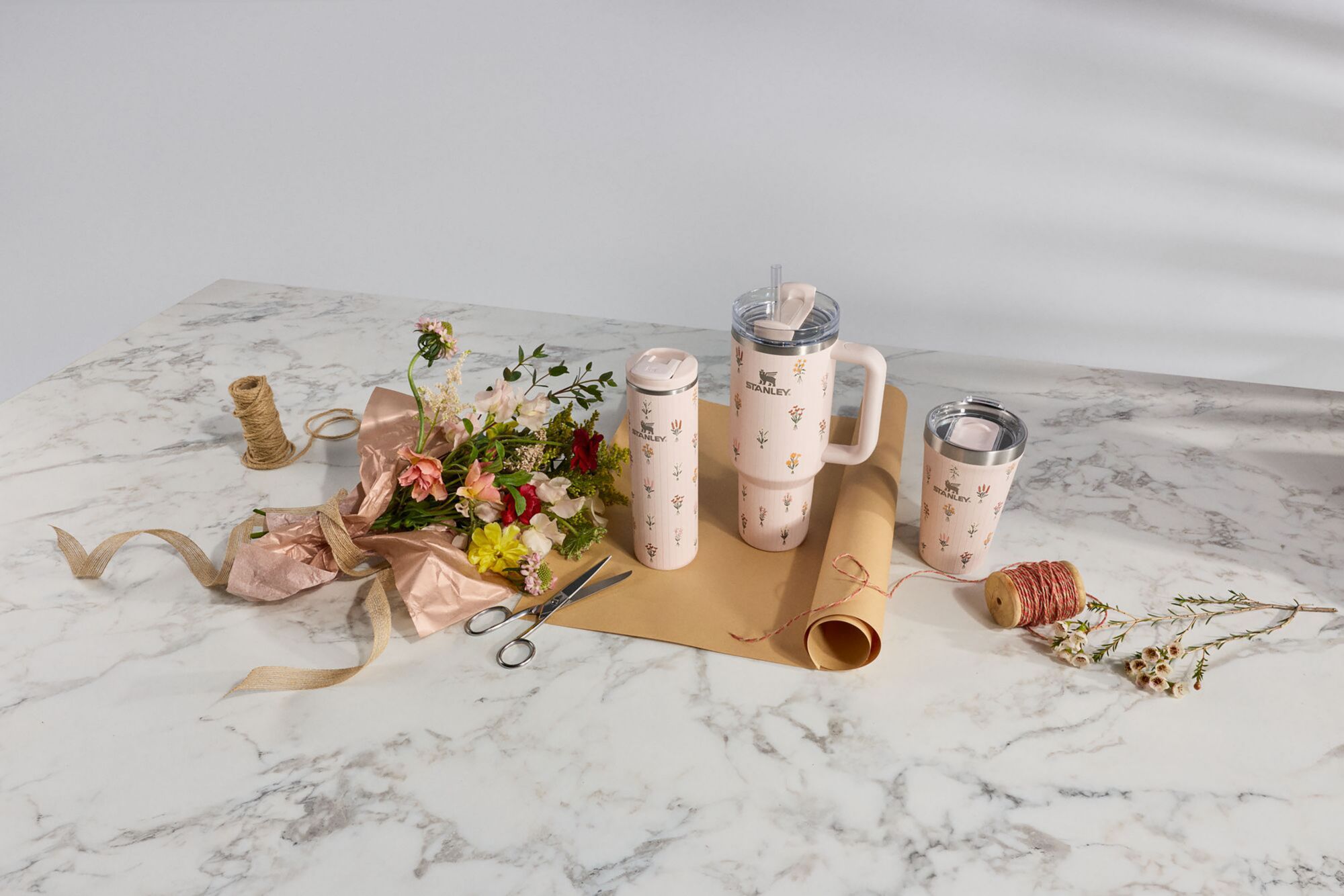 Stanley 40 oz. Quencher H2.0 FlowState Tumbler - Rose Quartz Bouquets product image