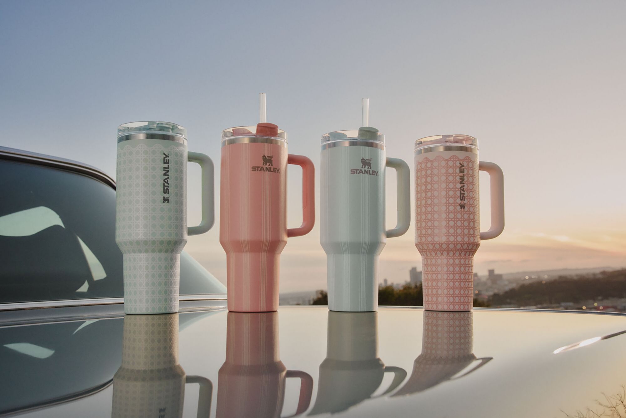 Stanley 30 oz. Quencher H2.0 FlowState Tumbler - Spring Picnic product image
