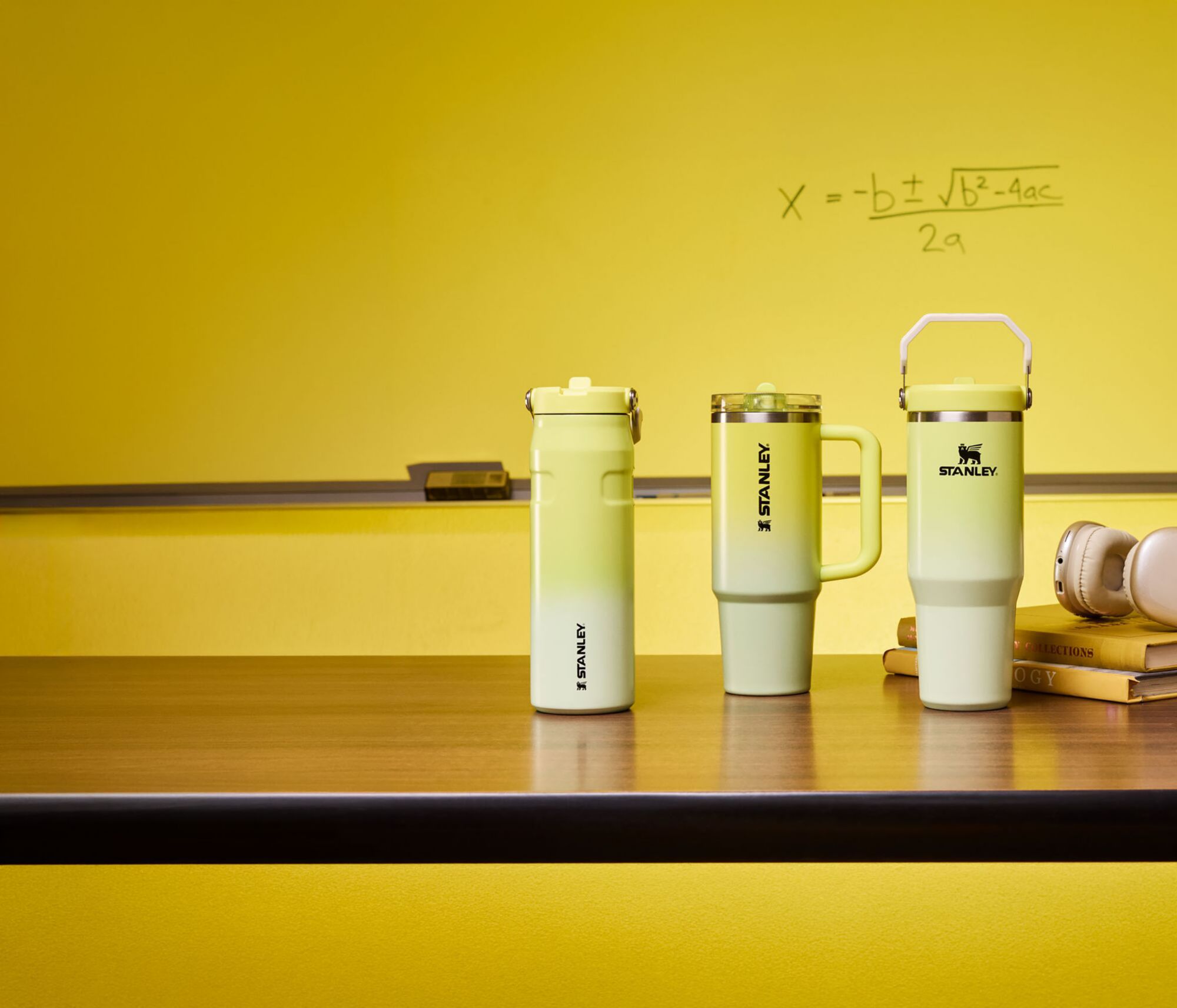Stanley 24 oz. IceFlow Bottle with Flip Straw Lid product image