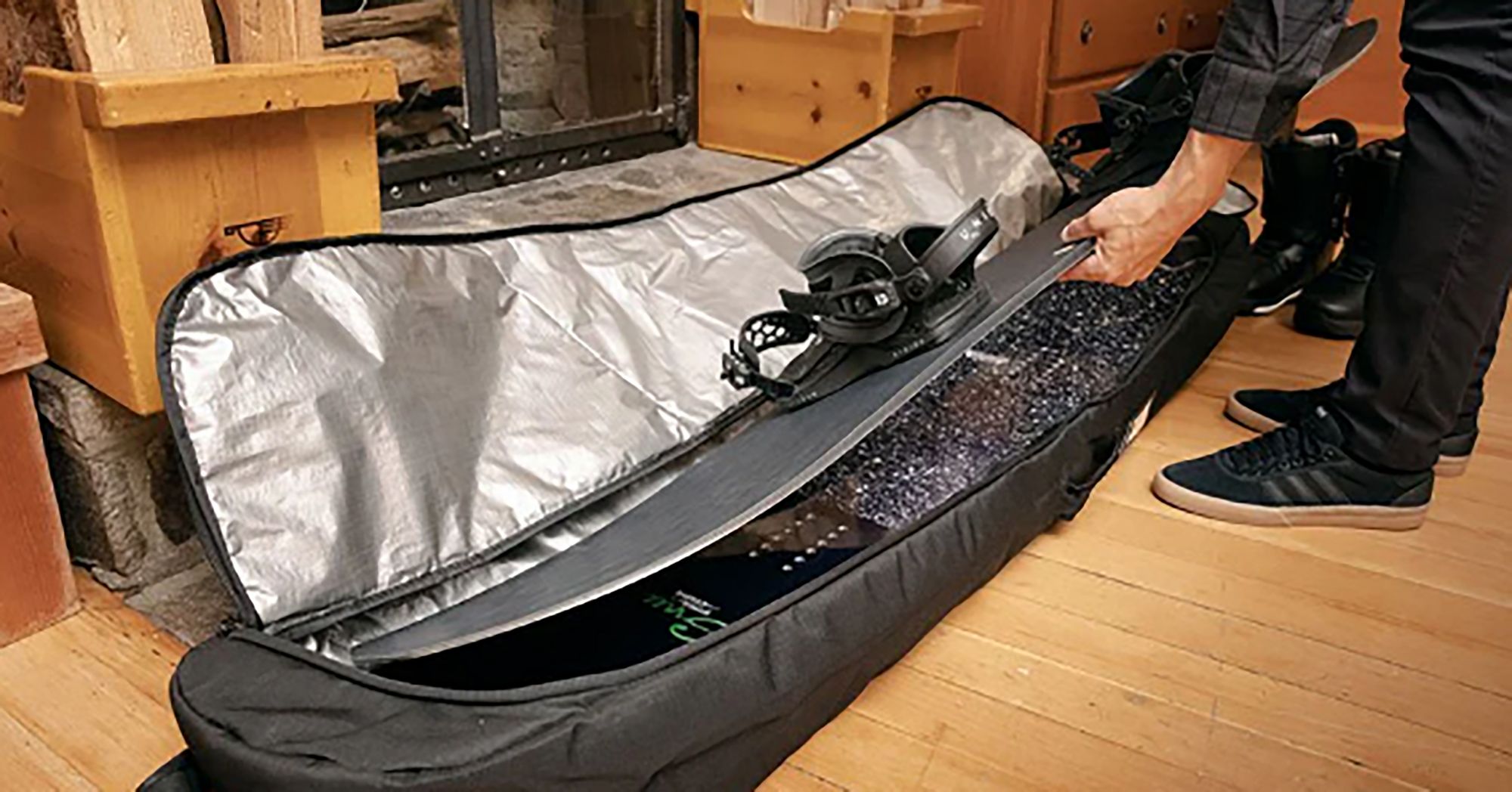 Dakine Low Roller Snowboard Bag product image