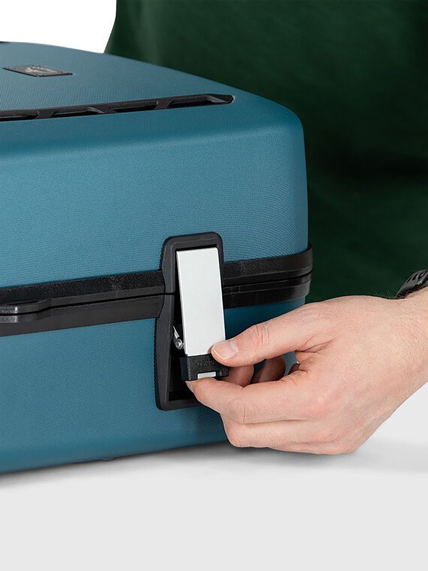 Osprey Transporter Hardside 22 Rolling Suitcase product image