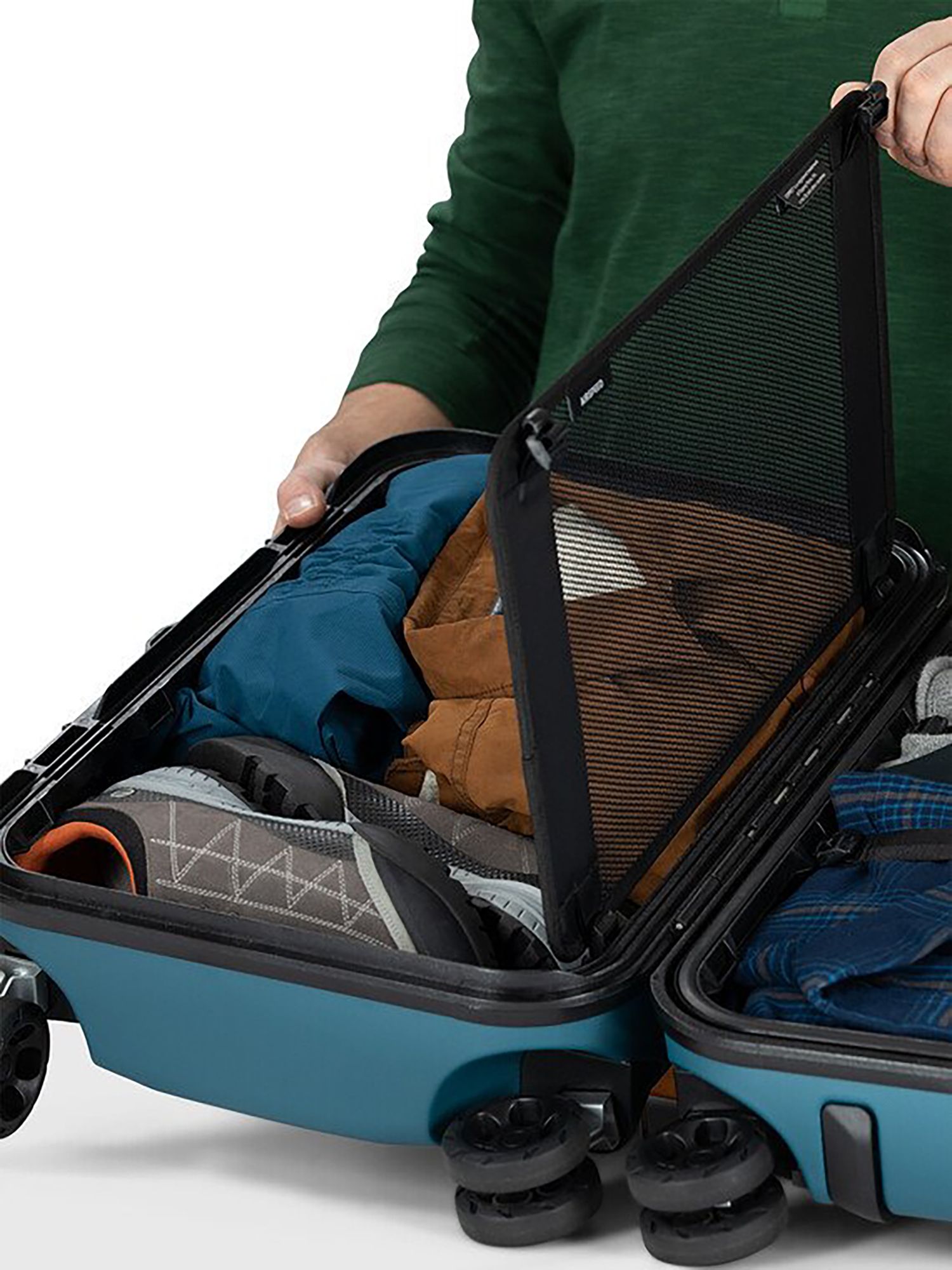 Osprey Transporter Hardside 22 Rolling Suitcase product image