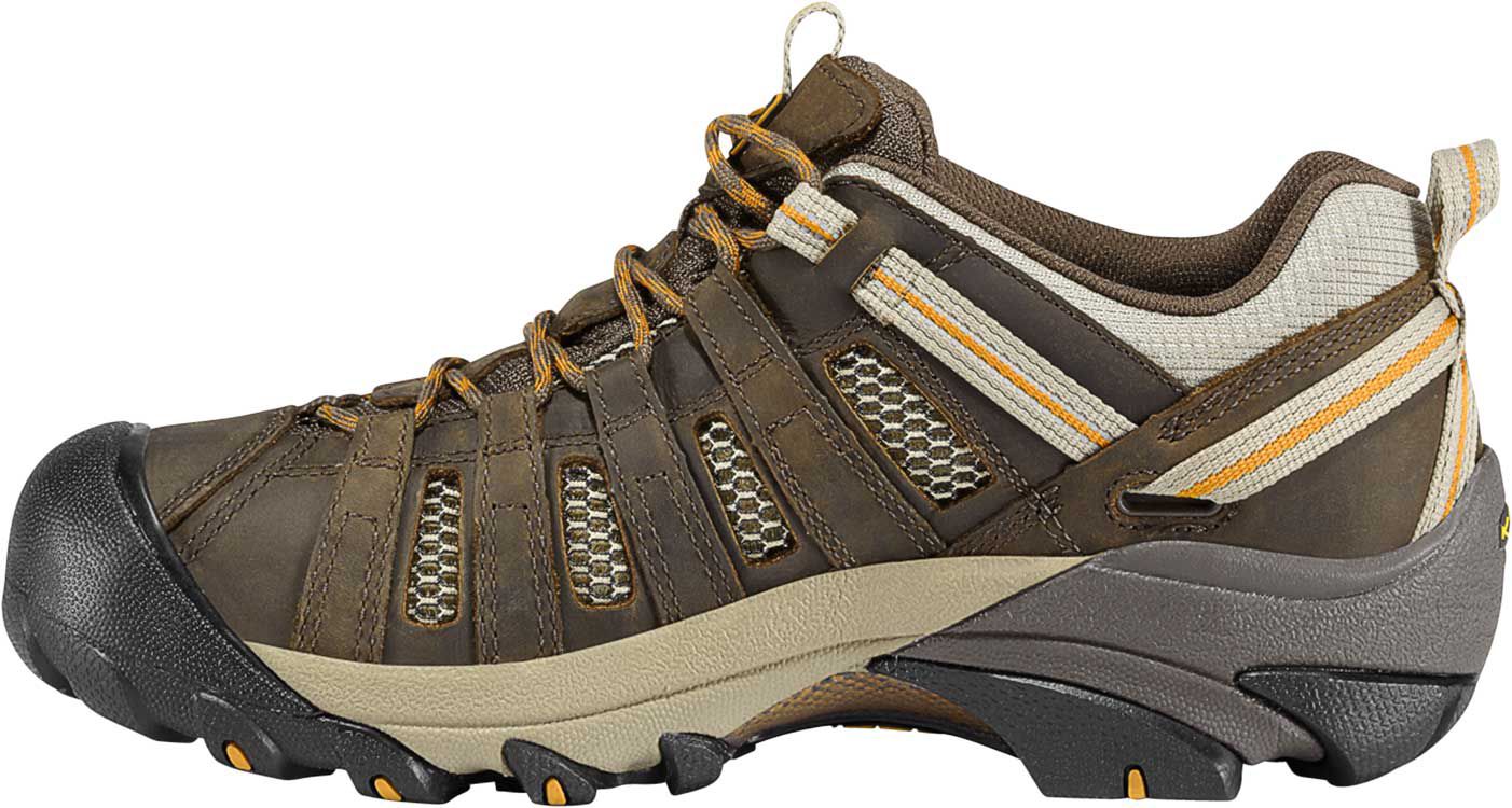 KEEN Men's Voyageur Hiking Shoes product image