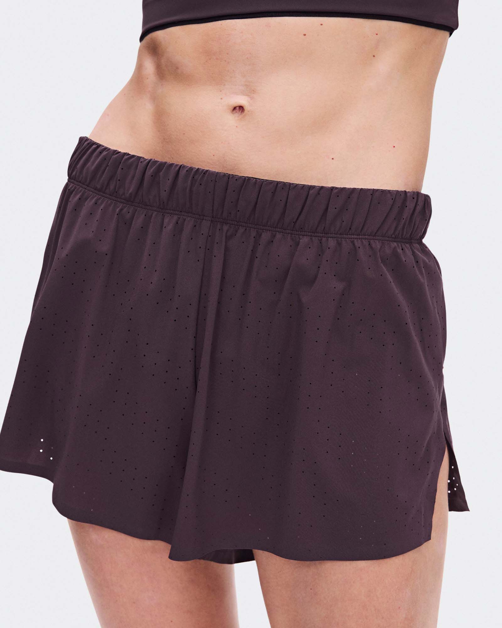 On Women's Zero Shorts product image