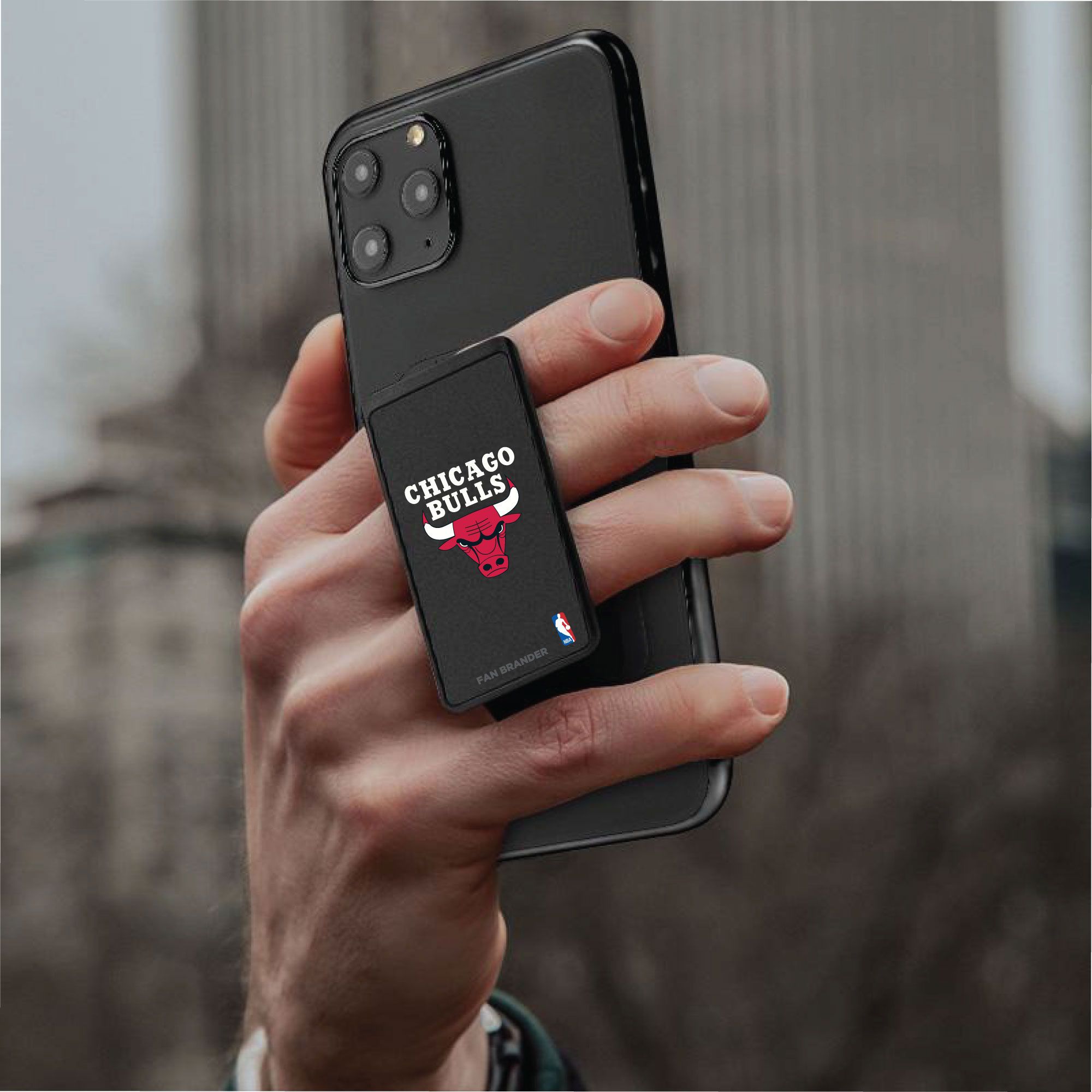 Fan Brander Chicago Bulls HANDLstick Phone Grip and Stand product image